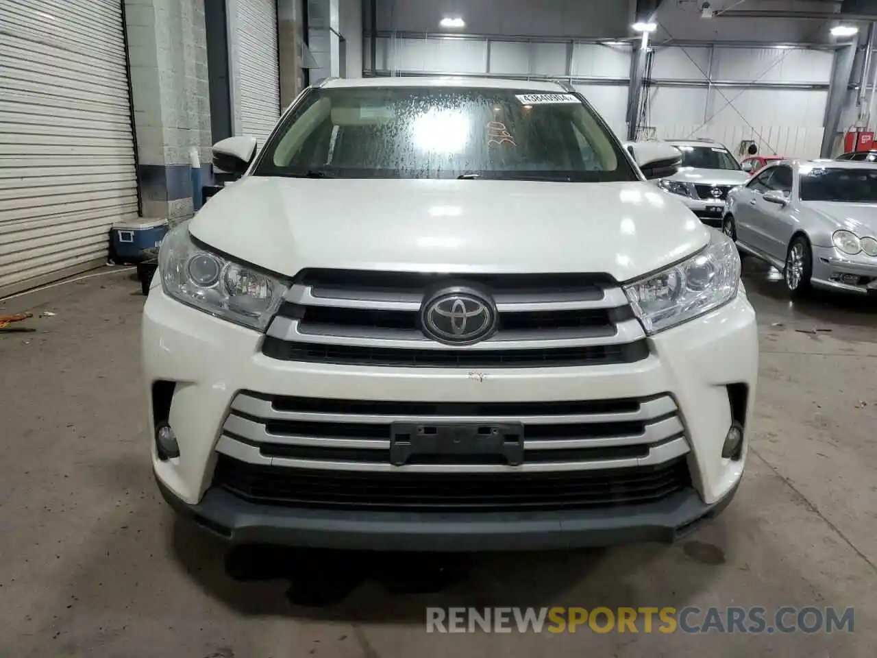 5 Фотография поврежденного автомобиля 5TDJZRFH2KS580055 TOYOTA HIGHLANDER 2019