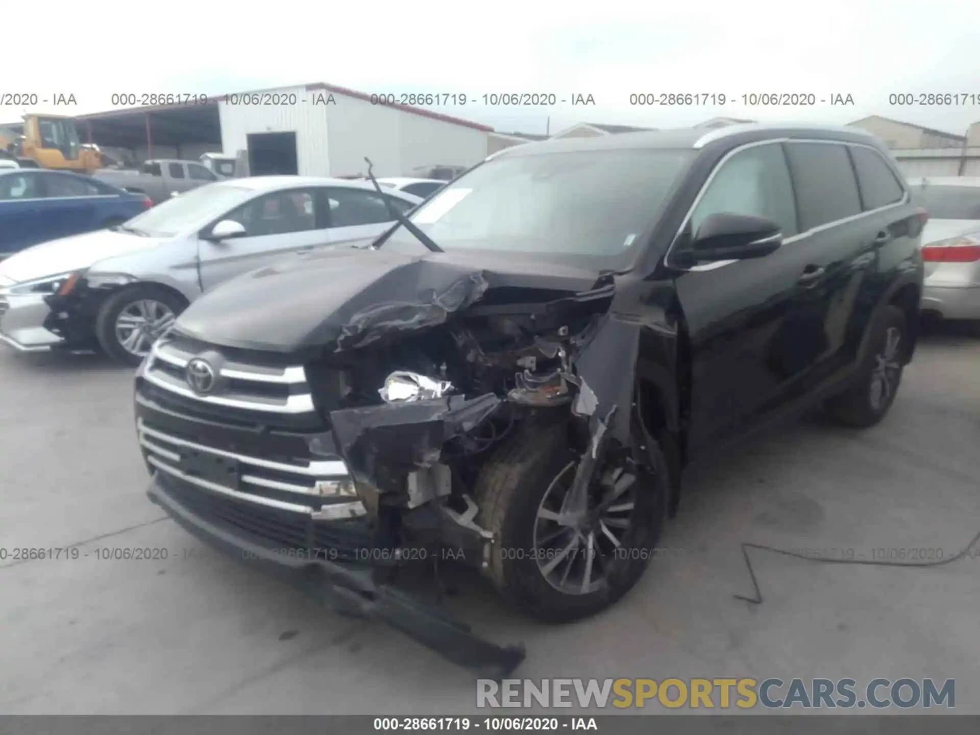 2 Photograph of a damaged car 5TDJZRFH2KS582145 TOYOTA HIGHLANDER 2019