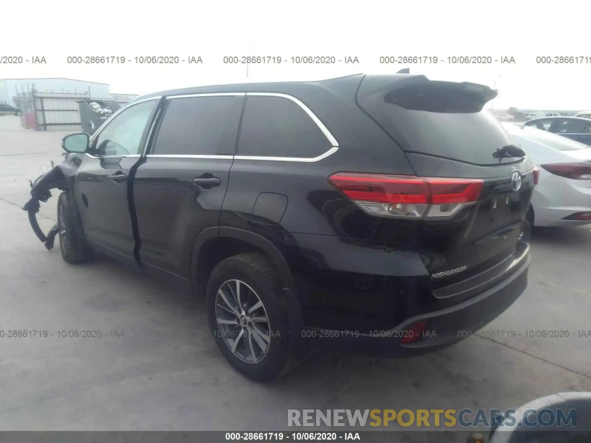 3 Photograph of a damaged car 5TDJZRFH2KS582145 TOYOTA HIGHLANDER 2019