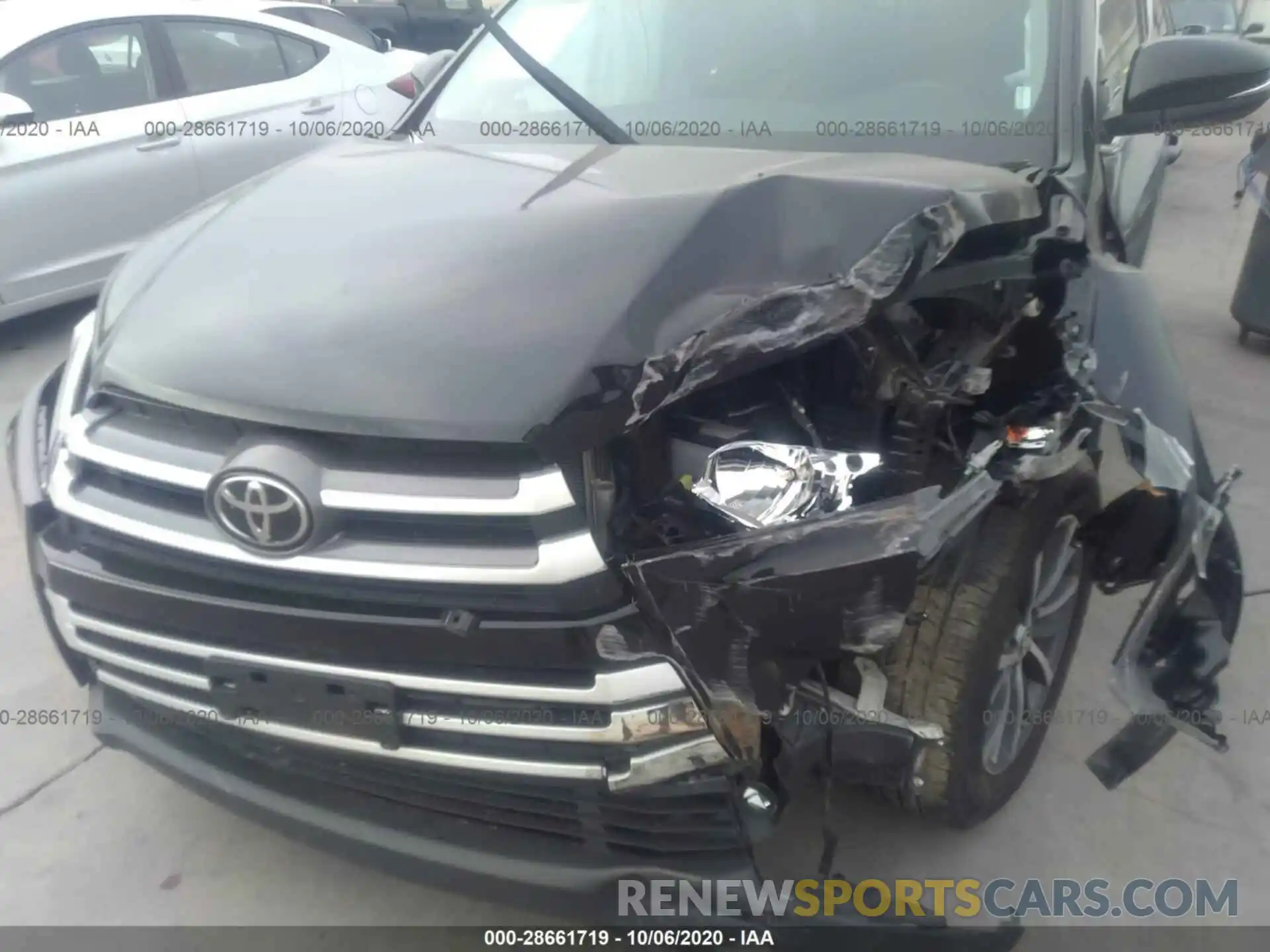 6 Photograph of a damaged car 5TDJZRFH2KS582145 TOYOTA HIGHLANDER 2019