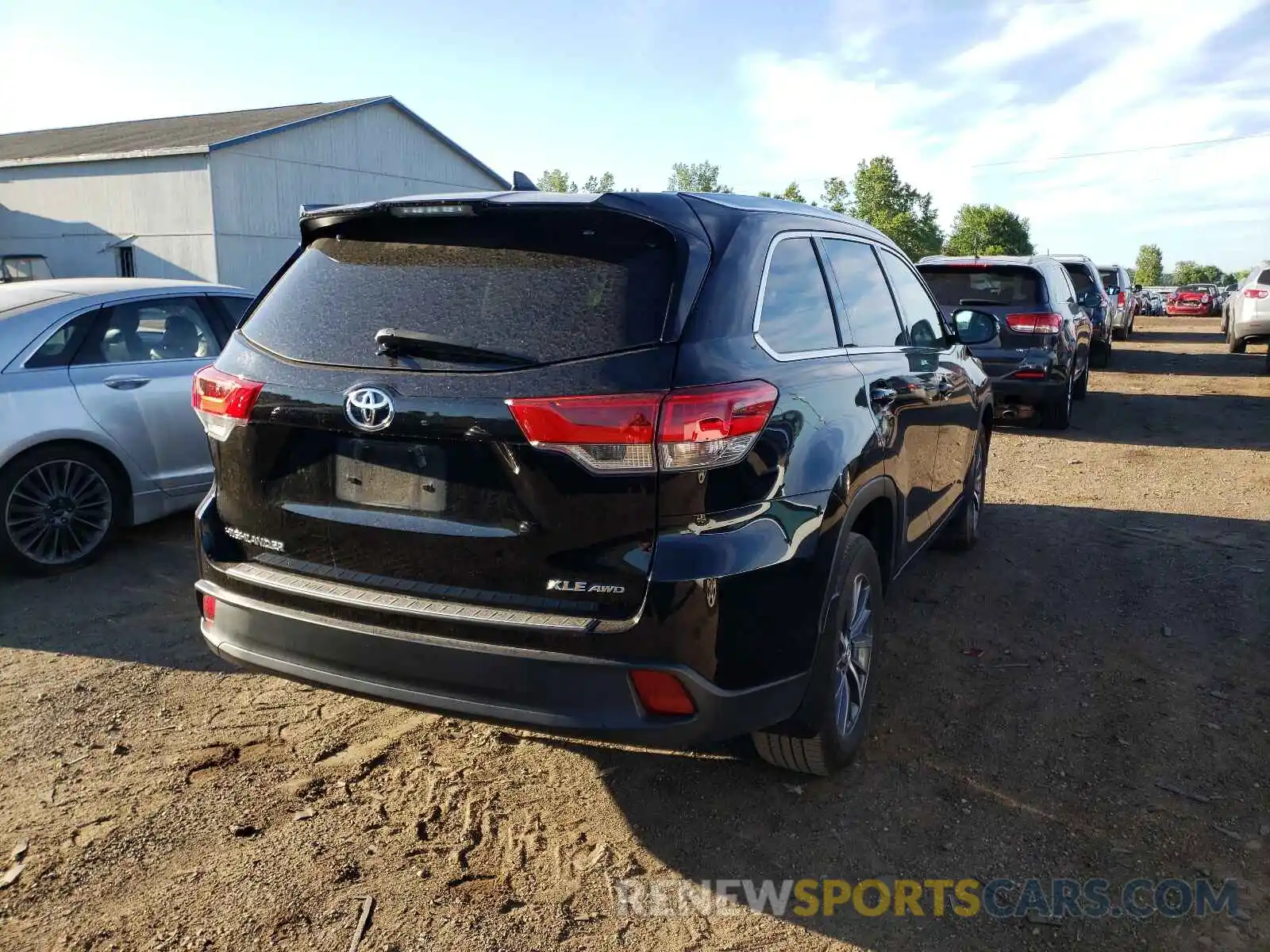 4 Фотография поврежденного автомобиля 5TDJZRFH2KS594537 TOYOTA HIGHLANDER 2019