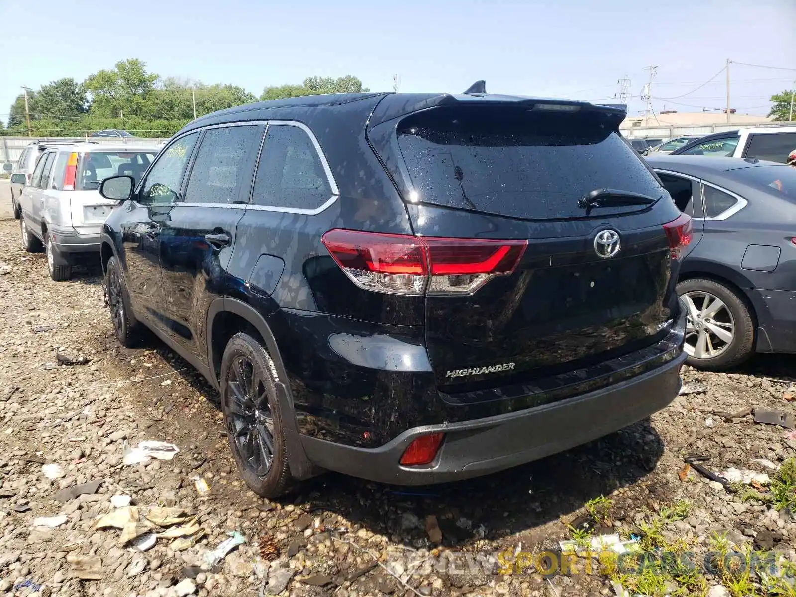 3 Фотография поврежденного автомобиля 5TDJZRFH2KS599415 TOYOTA HIGHLANDER 2019