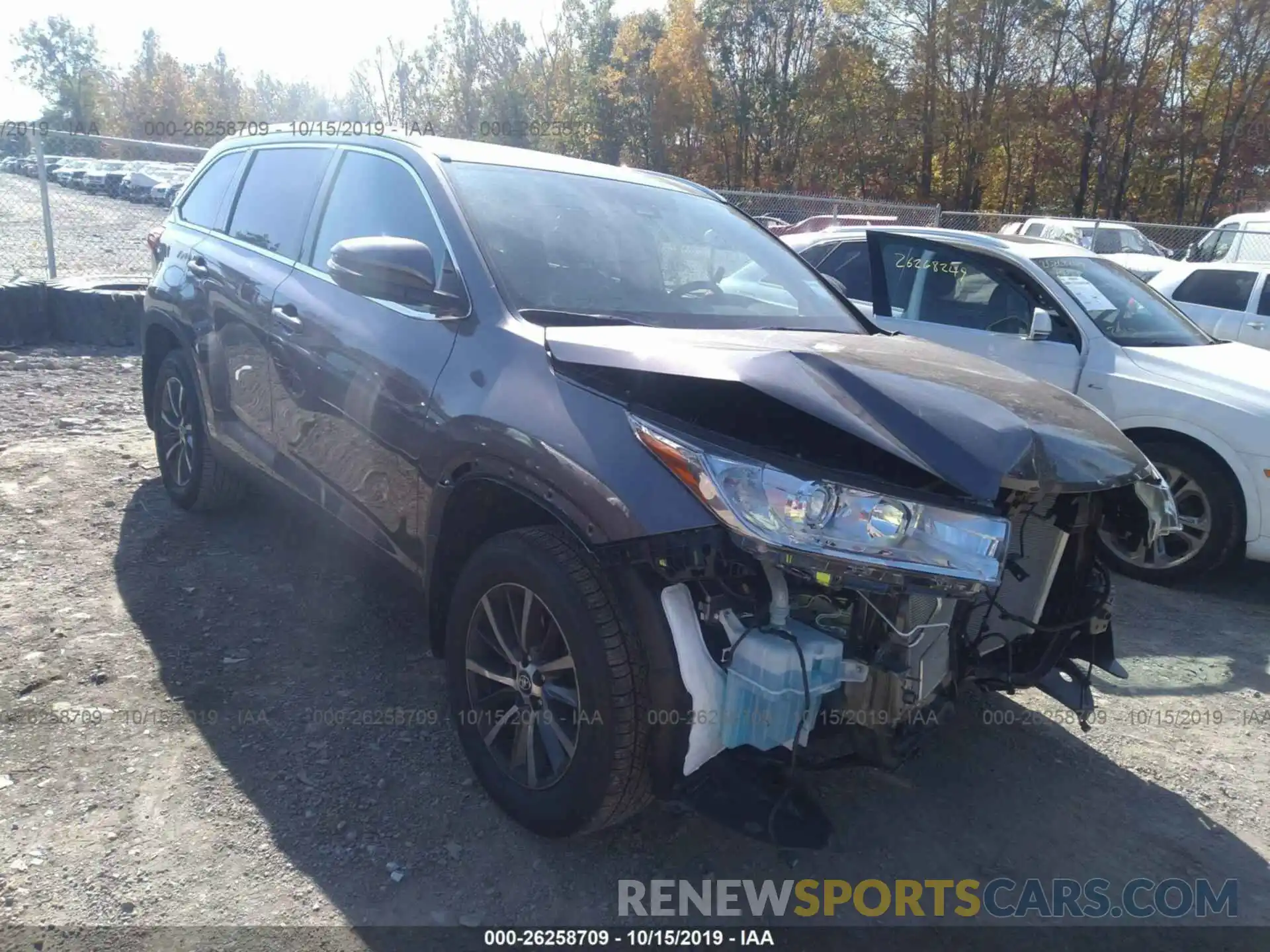 1 Photograph of a damaged car 5TDJZRFH2KS601471 TOYOTA HIGHLANDER 2019