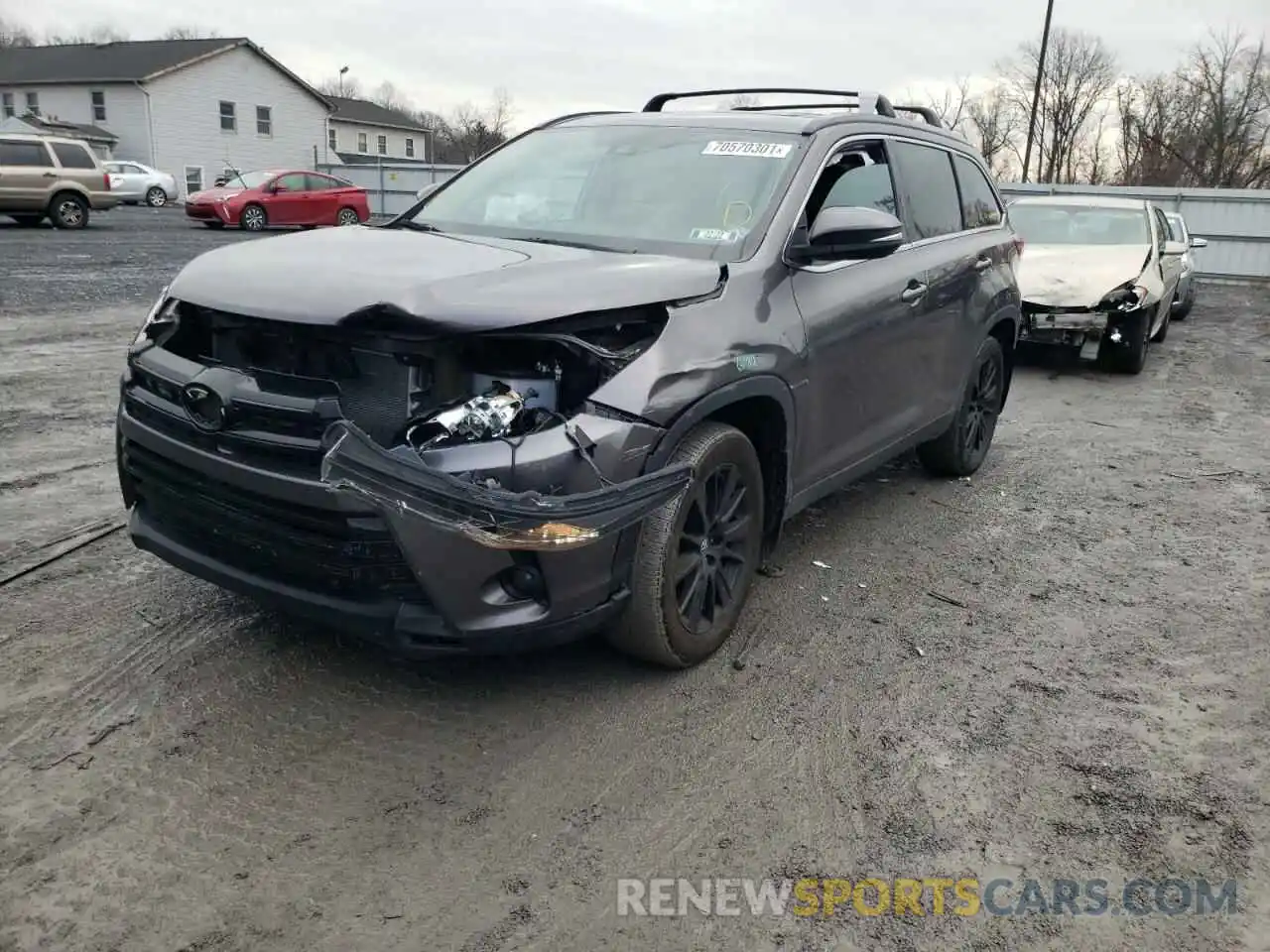 2 Photograph of a damaged car 5TDJZRFH2KS603981 TOYOTA HIGHLANDER 2019