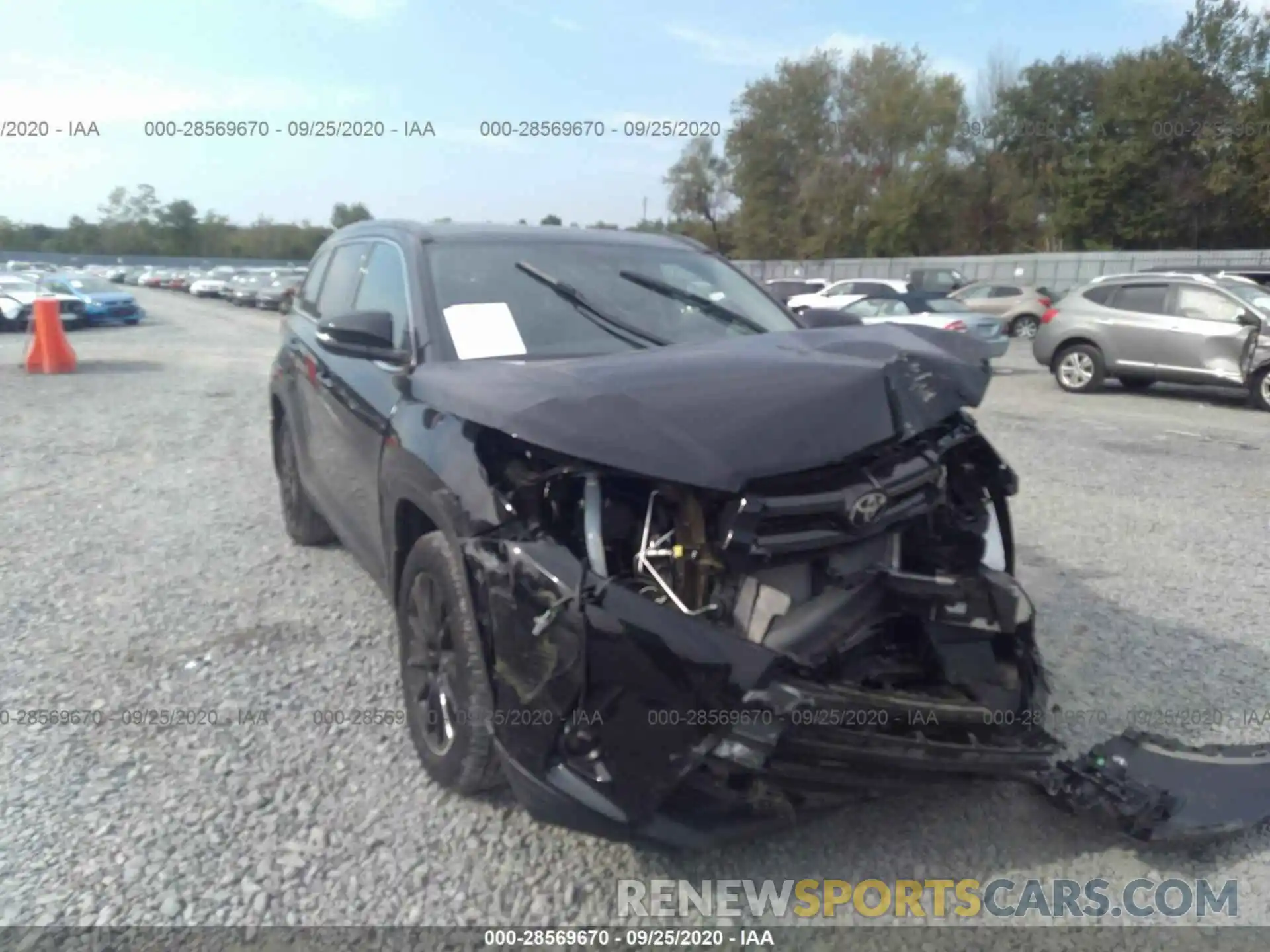 1 Photograph of a damaged car 5TDJZRFH2KS607822 TOYOTA HIGHLANDER 2019