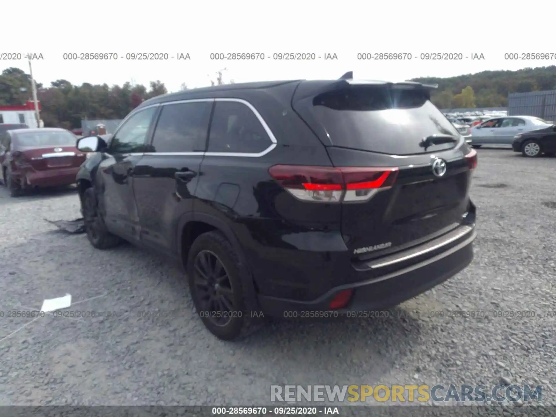 3 Photograph of a damaged car 5TDJZRFH2KS607822 TOYOTA HIGHLANDER 2019