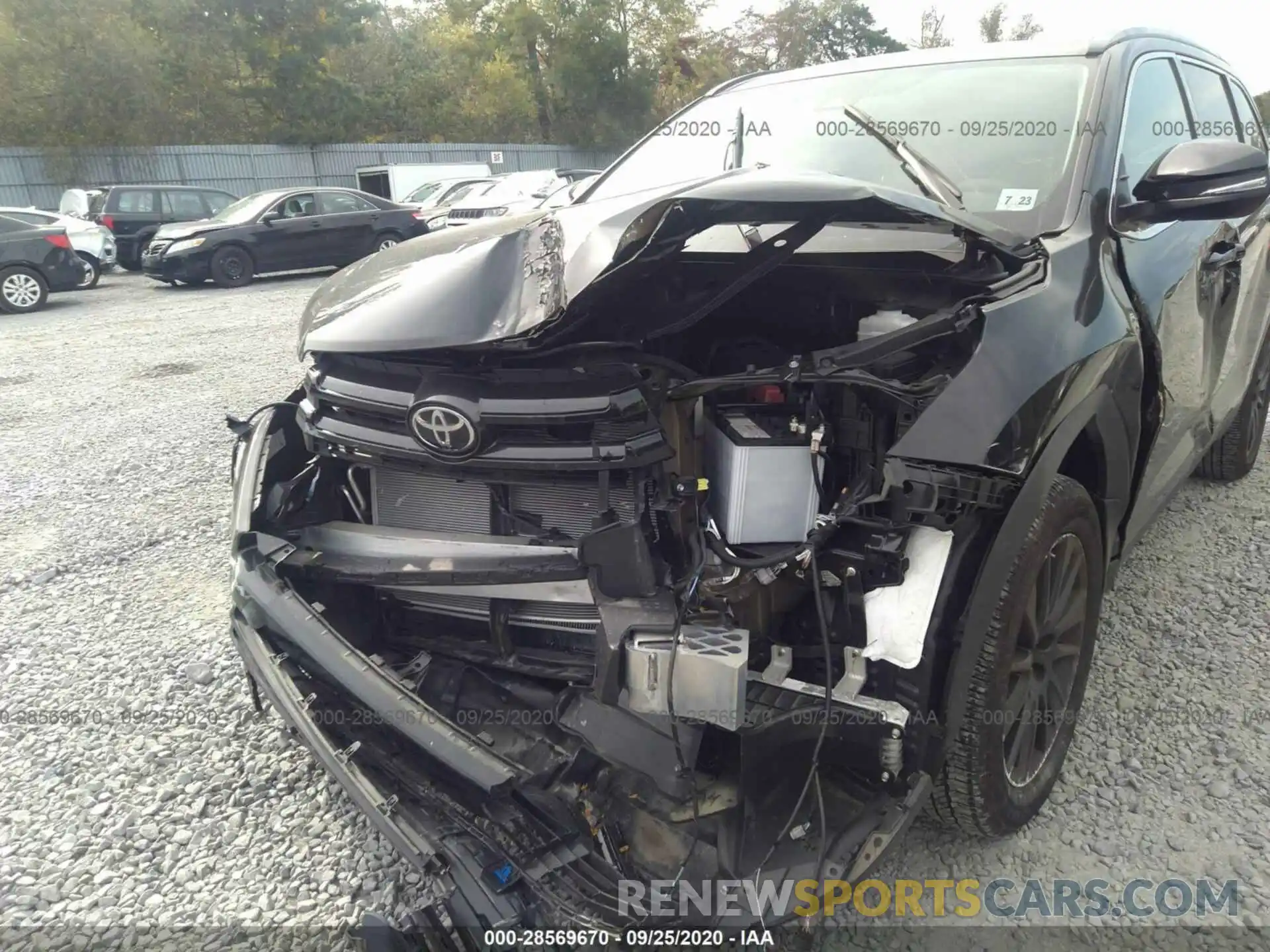 6 Photograph of a damaged car 5TDJZRFH2KS607822 TOYOTA HIGHLANDER 2019