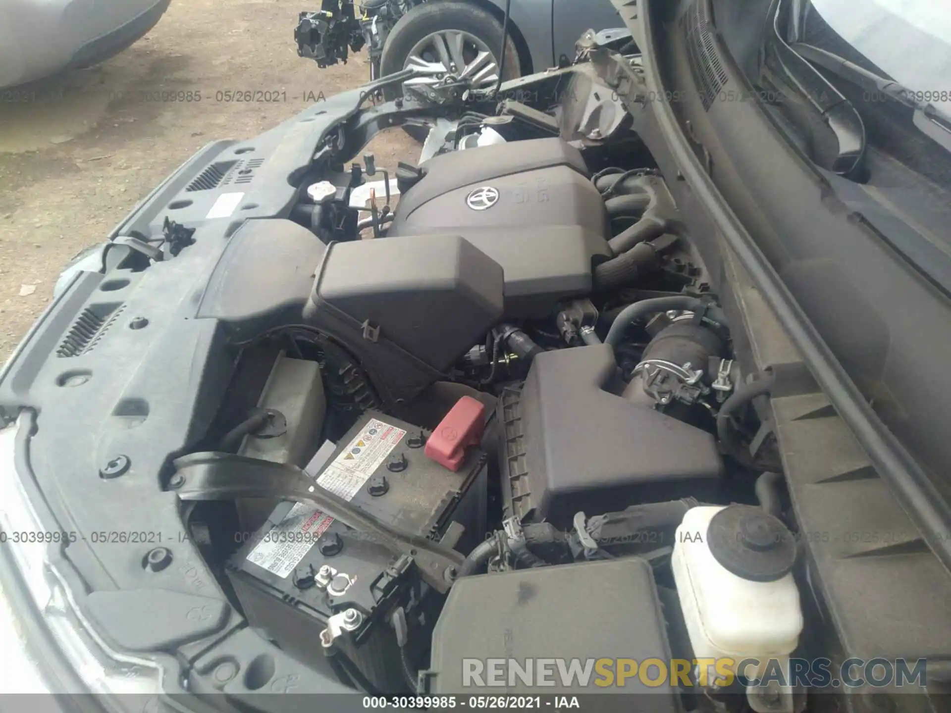 10 Photograph of a damaged car 5TDJZRFH2KS610090 TOYOTA HIGHLANDER 2019