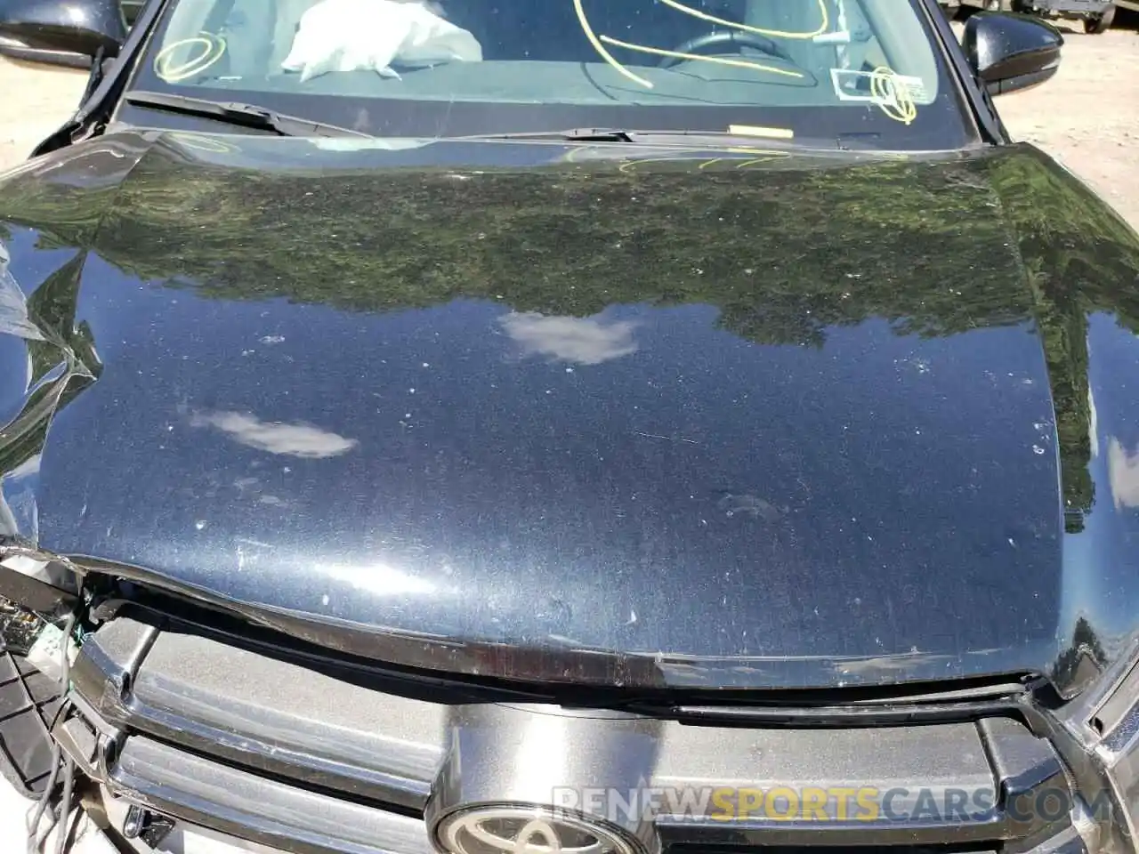 7 Photograph of a damaged car 5TDJZRFH2KS619355 TOYOTA HIGHLANDER 2019