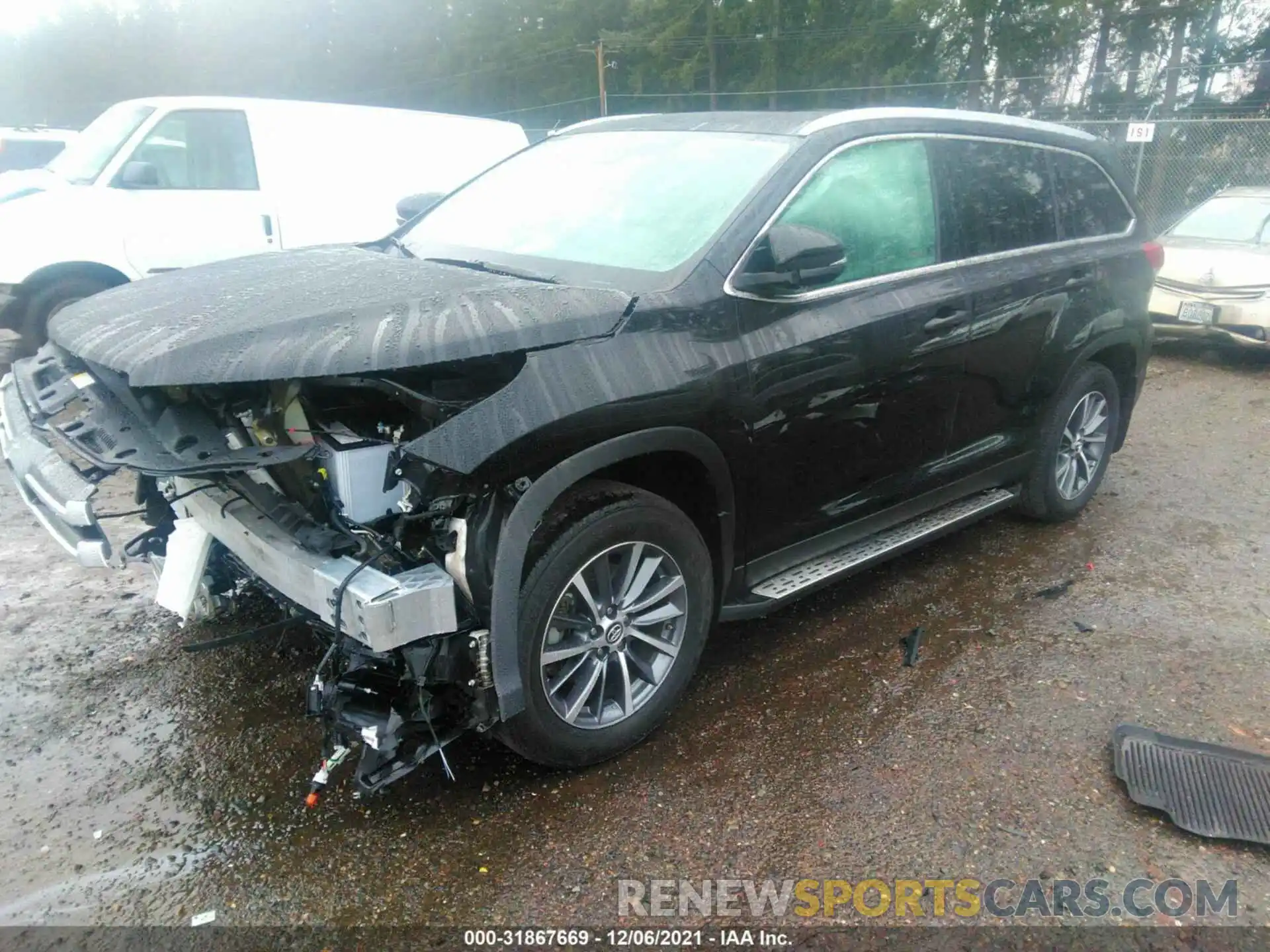 2 Photograph of a damaged car 5TDJZRFH2KS620215 TOYOTA HIGHLANDER 2019