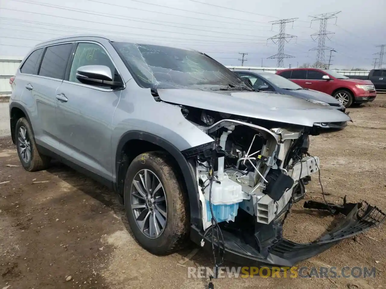 1 Photograph of a damaged car 5TDJZRFH2KS625947 TOYOTA HIGHLANDER 2019