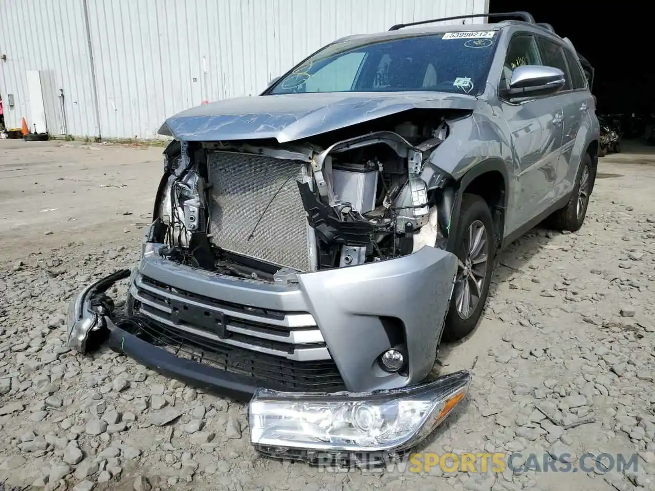 2 Photograph of a damaged car 5TDJZRFH2KS629142 TOYOTA HIGHLANDER 2019