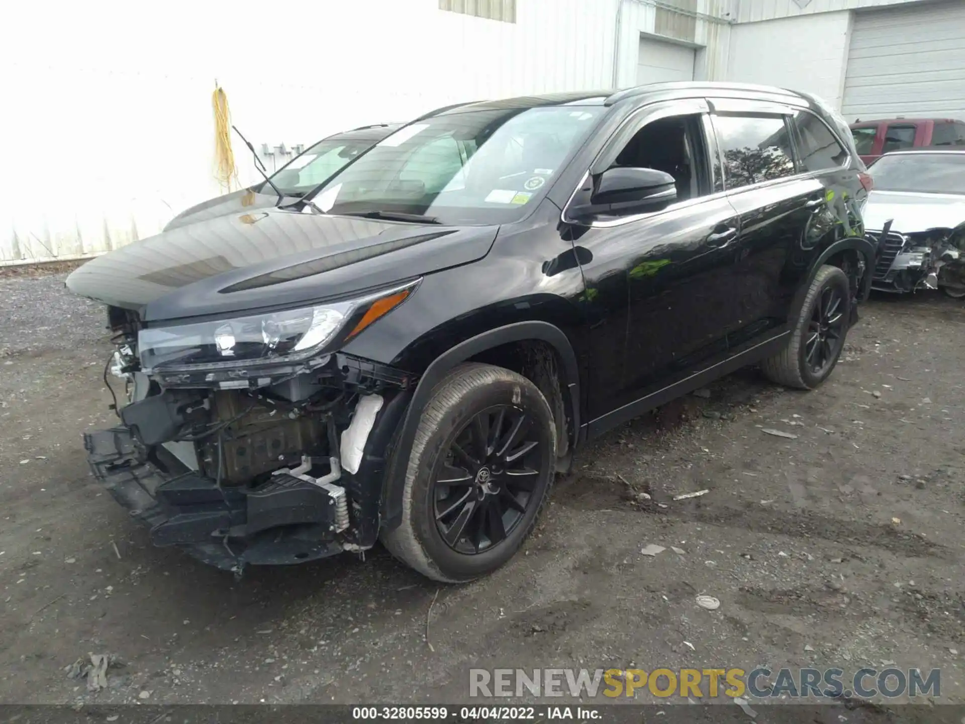 2 Photograph of a damaged car 5TDJZRFH2KS629254 TOYOTA HIGHLANDER 2019