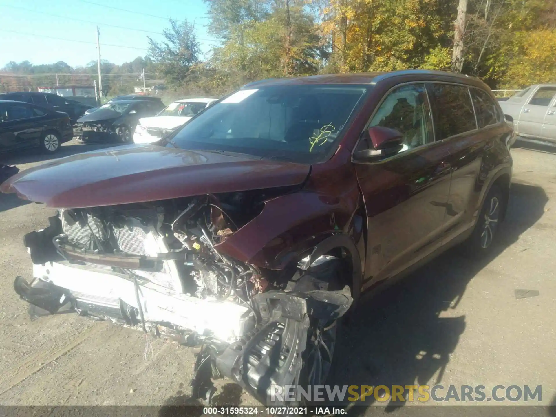 2 Photograph of a damaged car 5TDJZRFH2KS741262 TOYOTA HIGHLANDER 2019