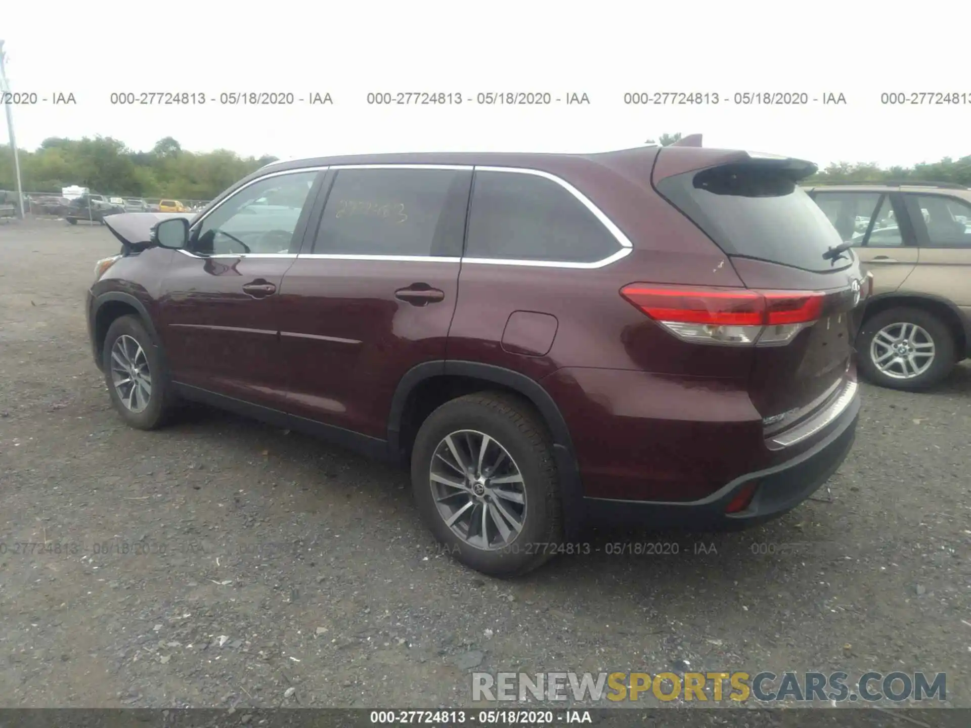 3 Photograph of a damaged car 5TDJZRFH2KS745036 TOYOTA HIGHLANDER 2019