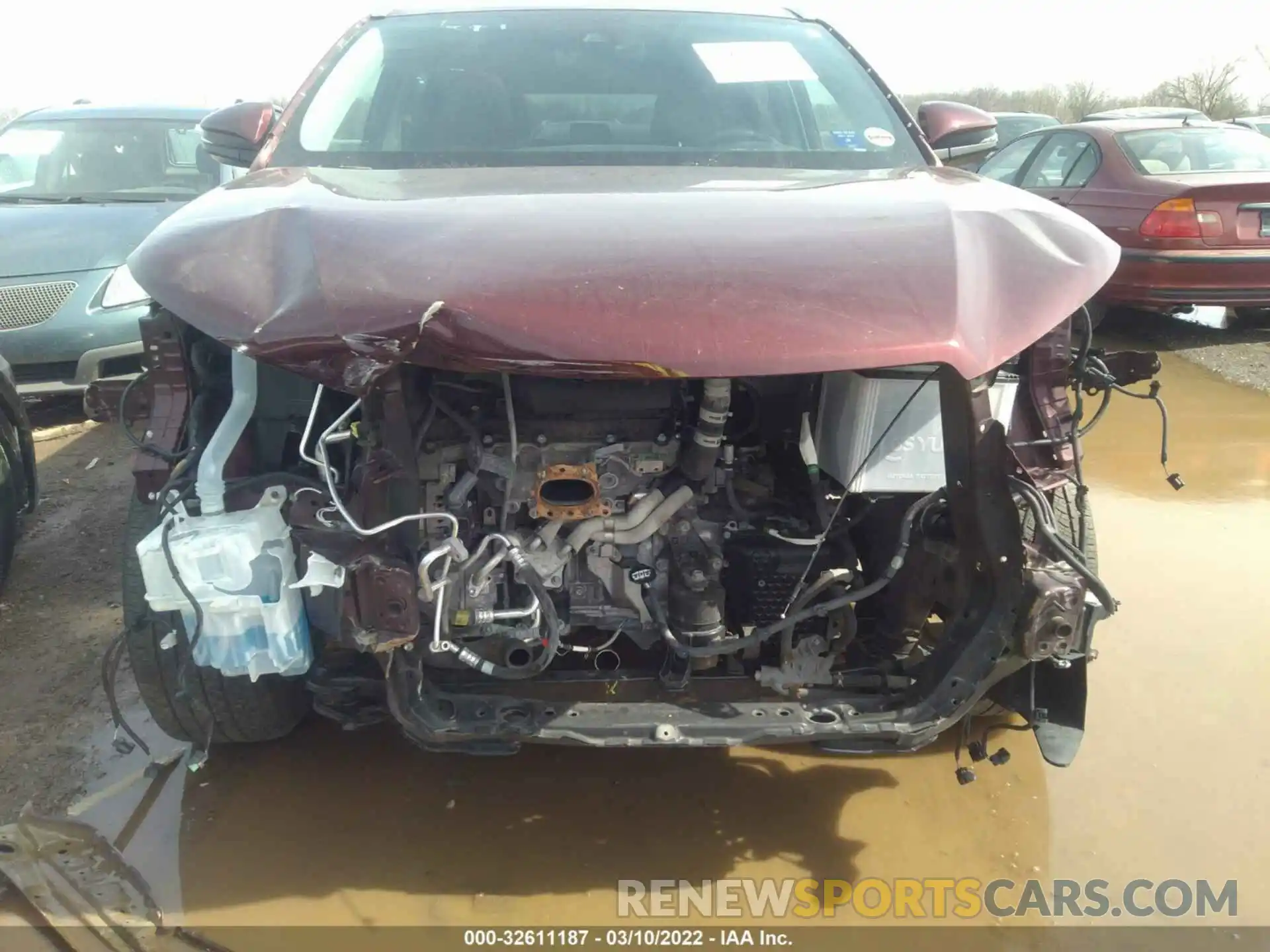 6 Photograph of a damaged car 5TDJZRFH2KS915878 TOYOTA HIGHLANDER 2019