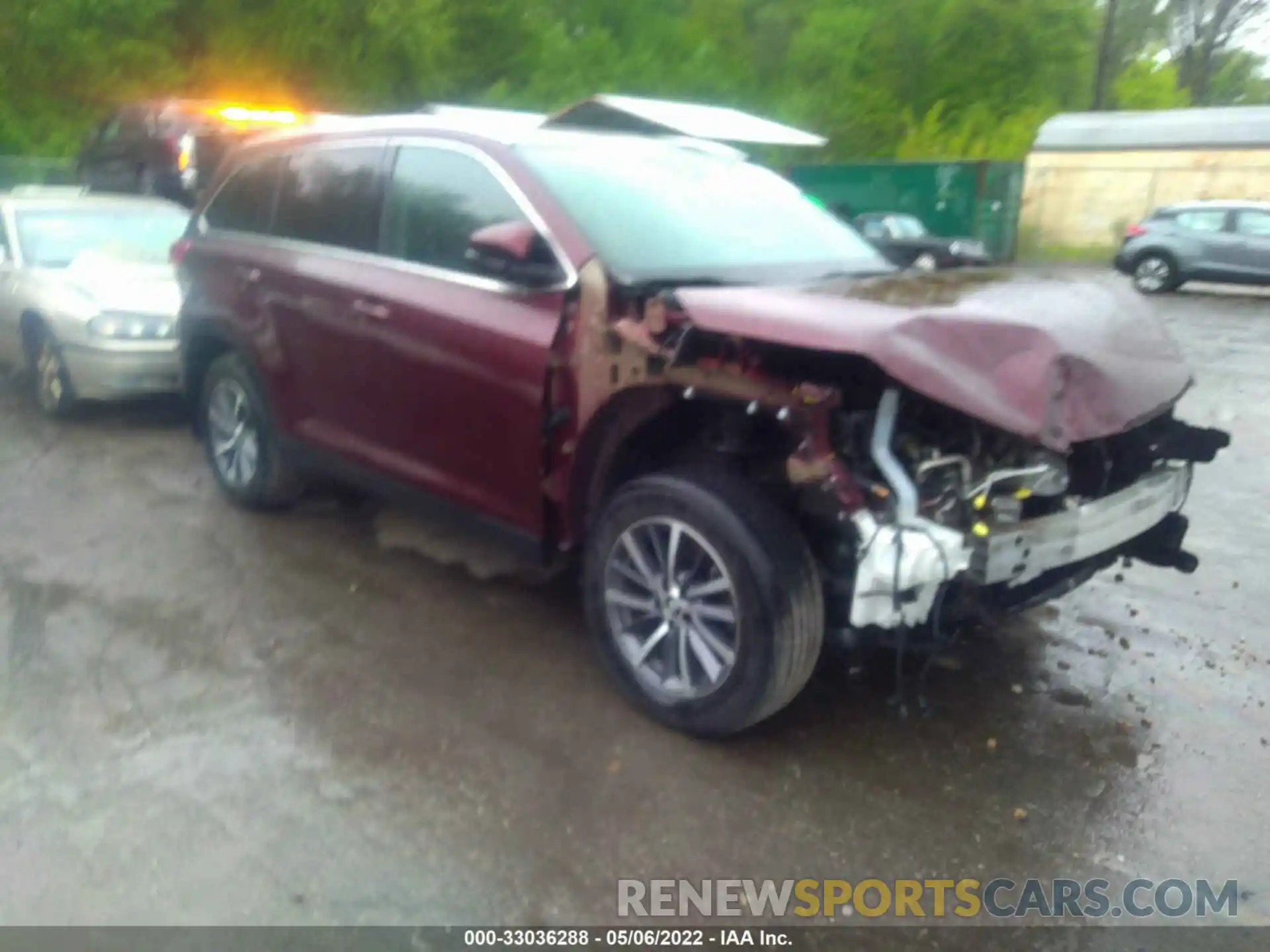 1 Photograph of a damaged car 5TDJZRFH2KS927626 TOYOTA HIGHLANDER 2019