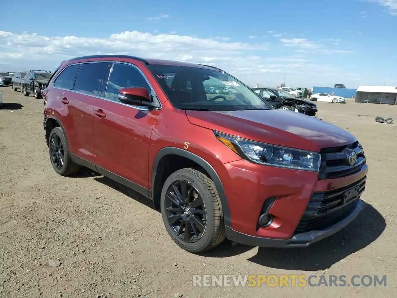 1 Photograph of a damaged car 5TDJZRFH2KS931529 TOYOTA HIGHLANDER 2019