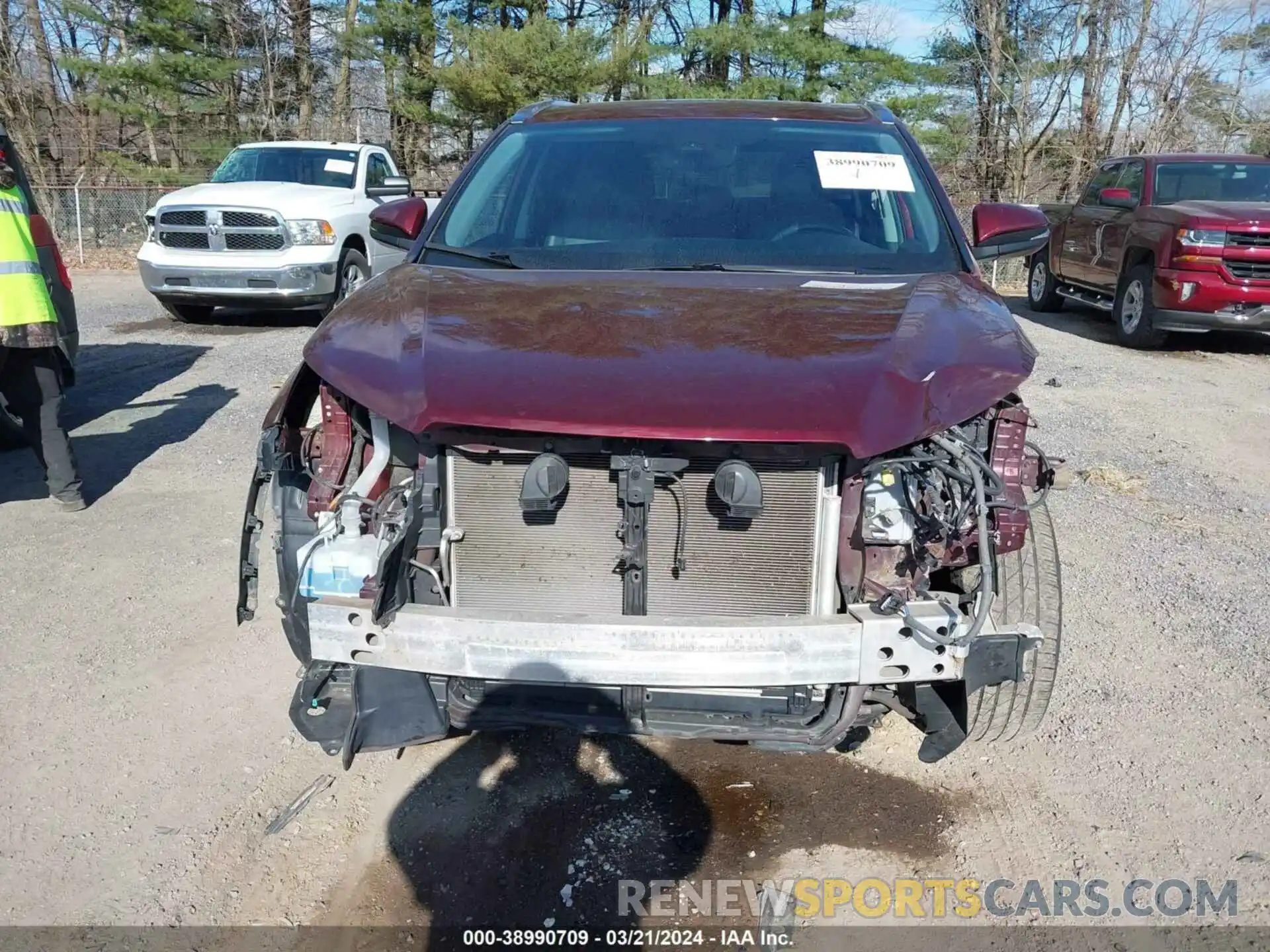 13 Photograph of a damaged car 5TDJZRFH2KS937900 TOYOTA HIGHLANDER 2019