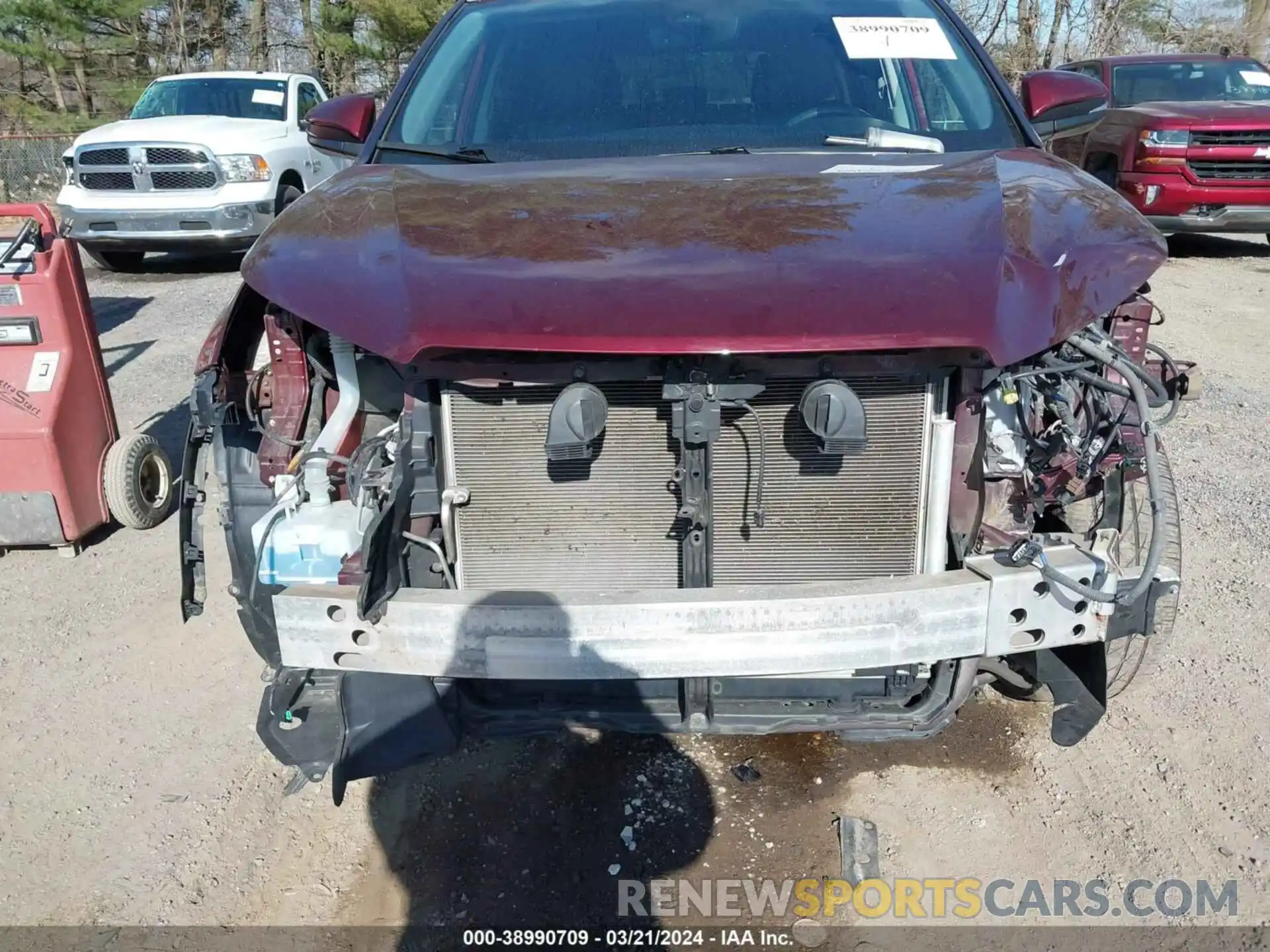 6 Photograph of a damaged car 5TDJZRFH2KS937900 TOYOTA HIGHLANDER 2019