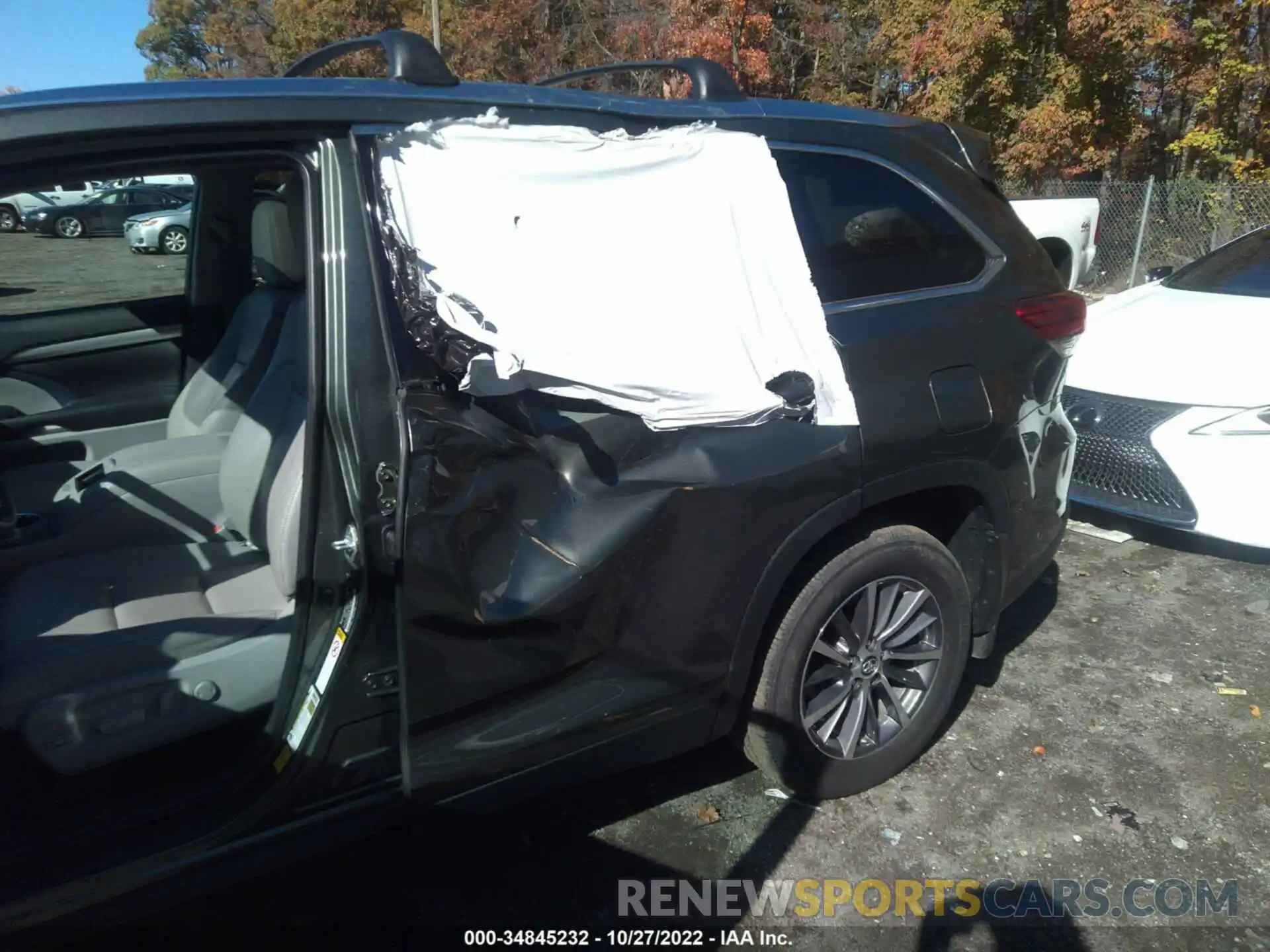 6 Photograph of a damaged car 5TDJZRFH2KS968824 TOYOTA HIGHLANDER 2019