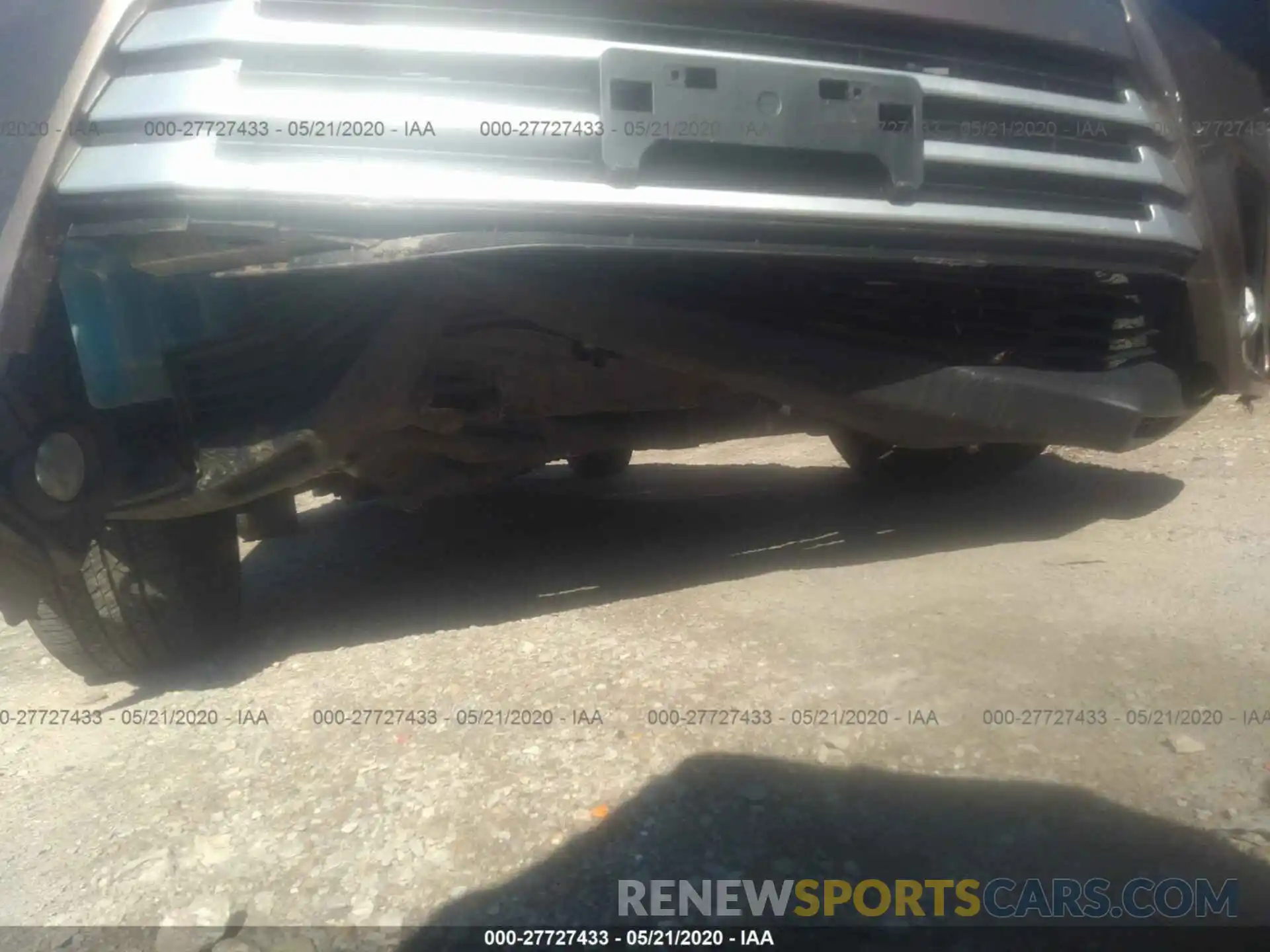 6 Photograph of a damaged car 5TDJZRFH2KS987406 TOYOTA HIGHLANDER 2019