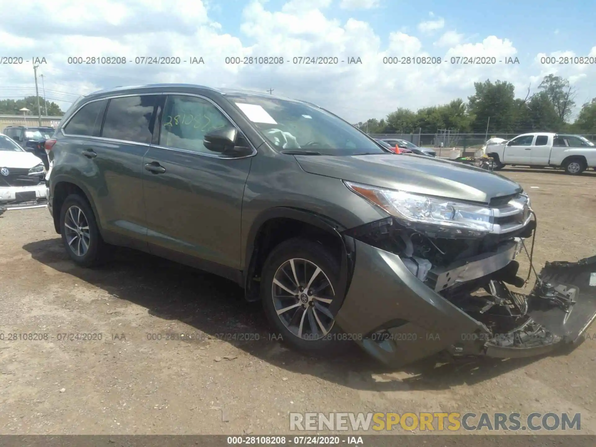 1 Photograph of a damaged car 5TDJZRFH2KS990483 TOYOTA HIGHLANDER 2019