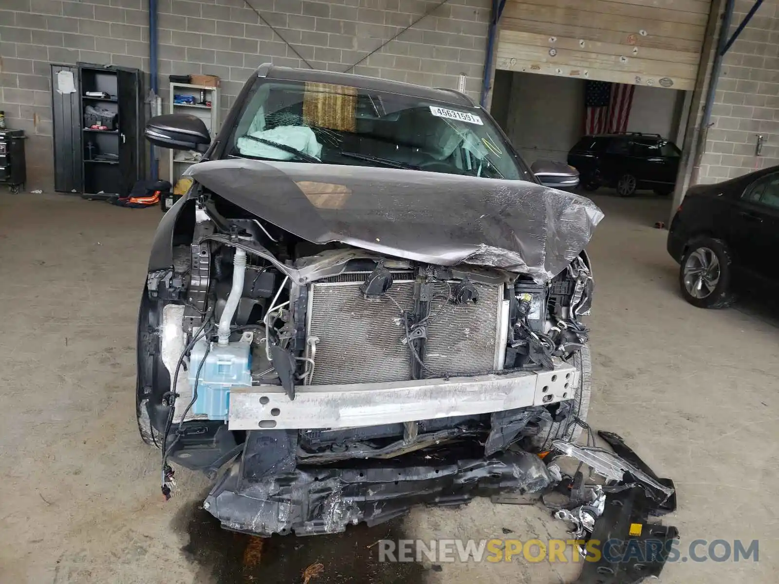 9 Фотография поврежденного автомобиля 5TDJZRFH3KS570800 TOYOTA HIGHLANDER 2019