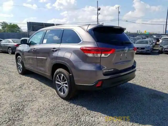 4 Фотография поврежденного автомобиля 5TDJZRFH3KS576144 TOYOTA HIGHLANDER 2019