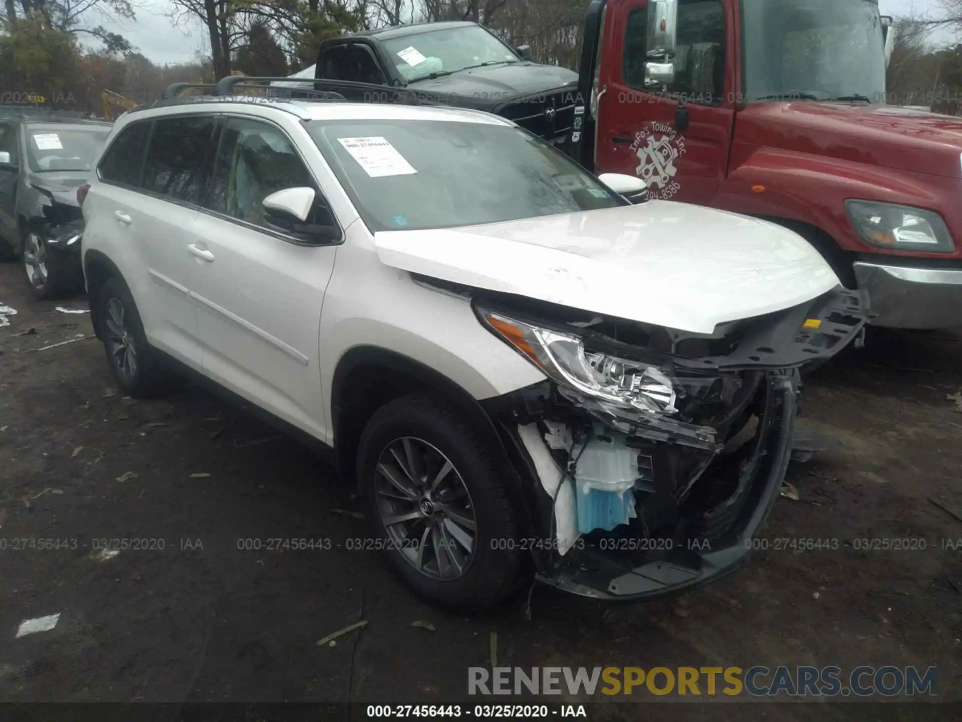 1 Photograph of a damaged car 5TDJZRFH3KS576502 TOYOTA HIGHLANDER 2019