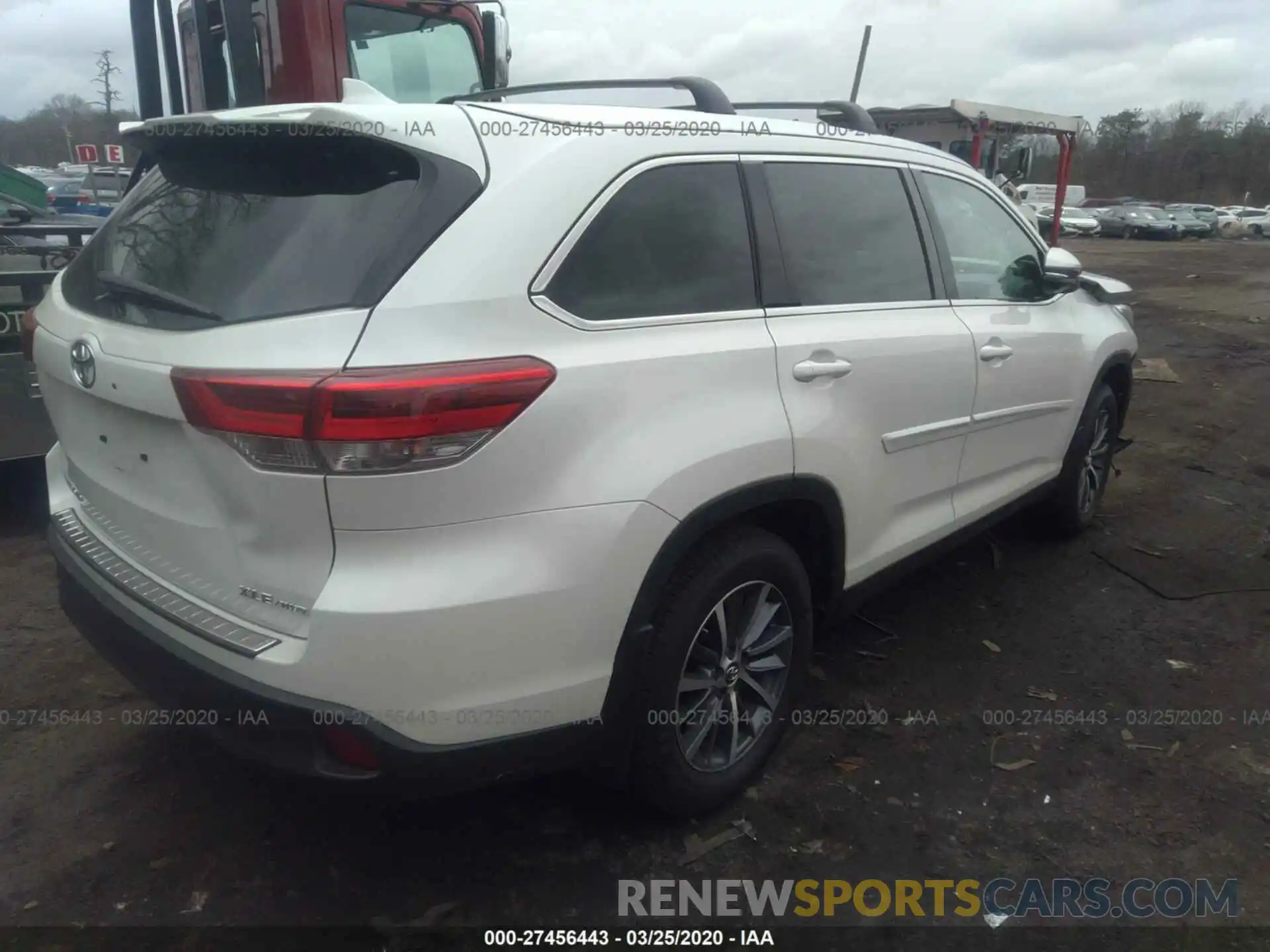 4 Фотография поврежденного автомобиля 5TDJZRFH3KS576502 TOYOTA HIGHLANDER 2019