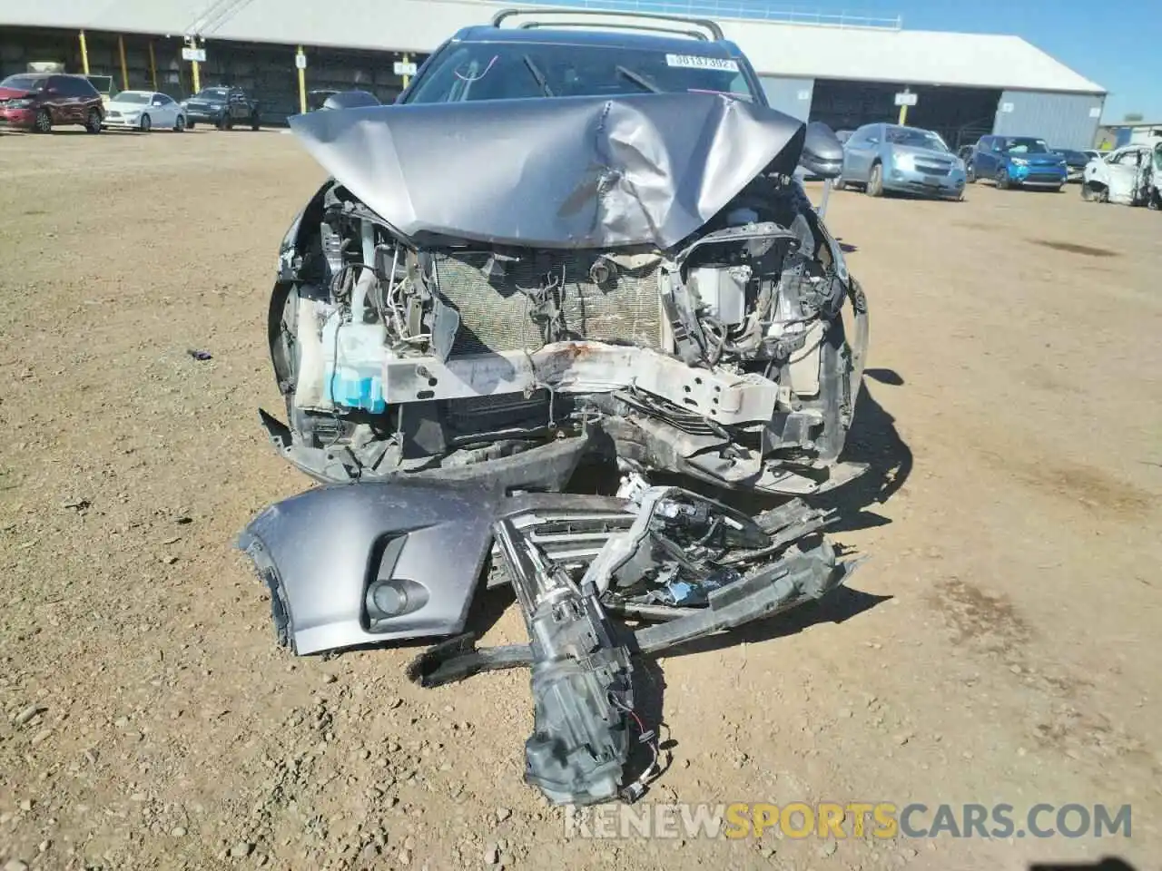 9 Photograph of a damaged car 5TDJZRFH3KS581165 TOYOTA HIGHLANDER 2019