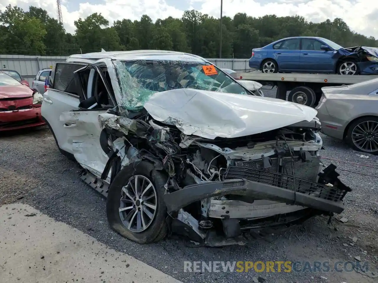 1 Photograph of a damaged car 5TDJZRFH3KS588732 TOYOTA HIGHLANDER 2019