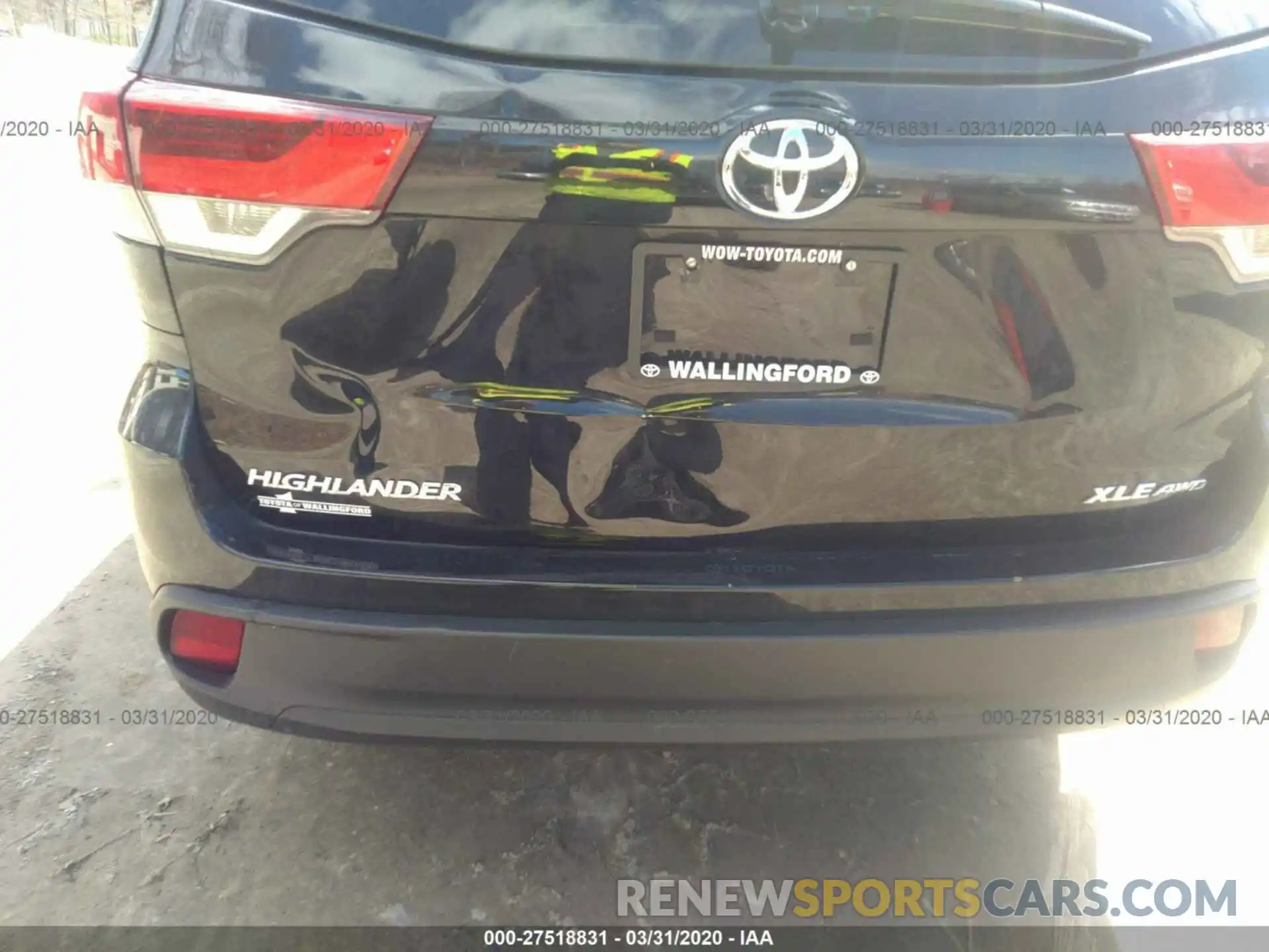 6 Photograph of a damaged car 5TDJZRFH3KS589203 TOYOTA HIGHLANDER 2019