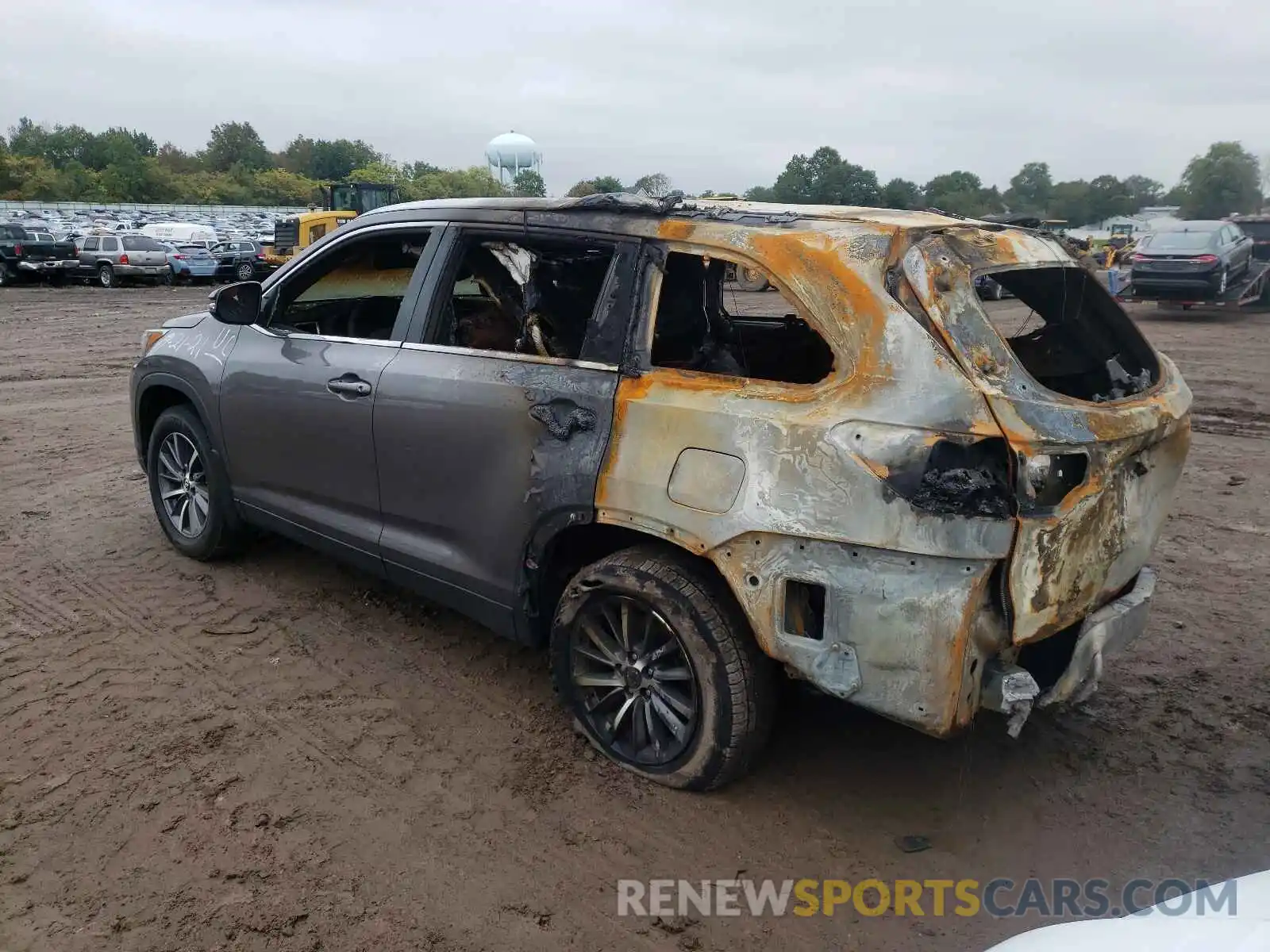 3 Photograph of a damaged car 5TDJZRFH3KS594711 TOYOTA HIGHLANDER 2019