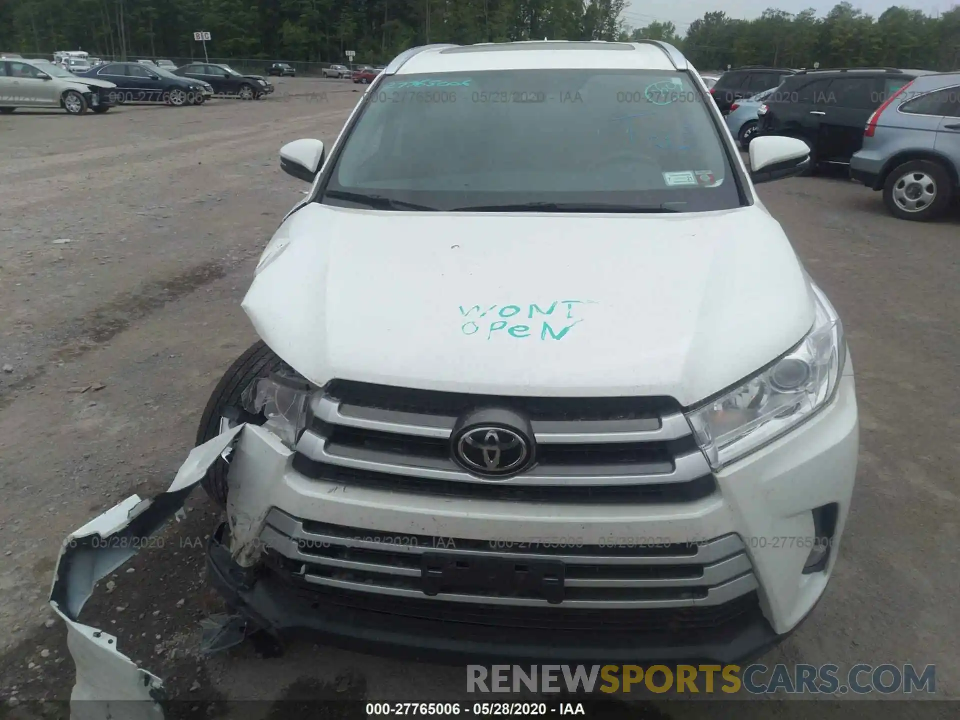 10 Photograph of a damaged car 5TDJZRFH3KS603195 TOYOTA HIGHLANDER 2019