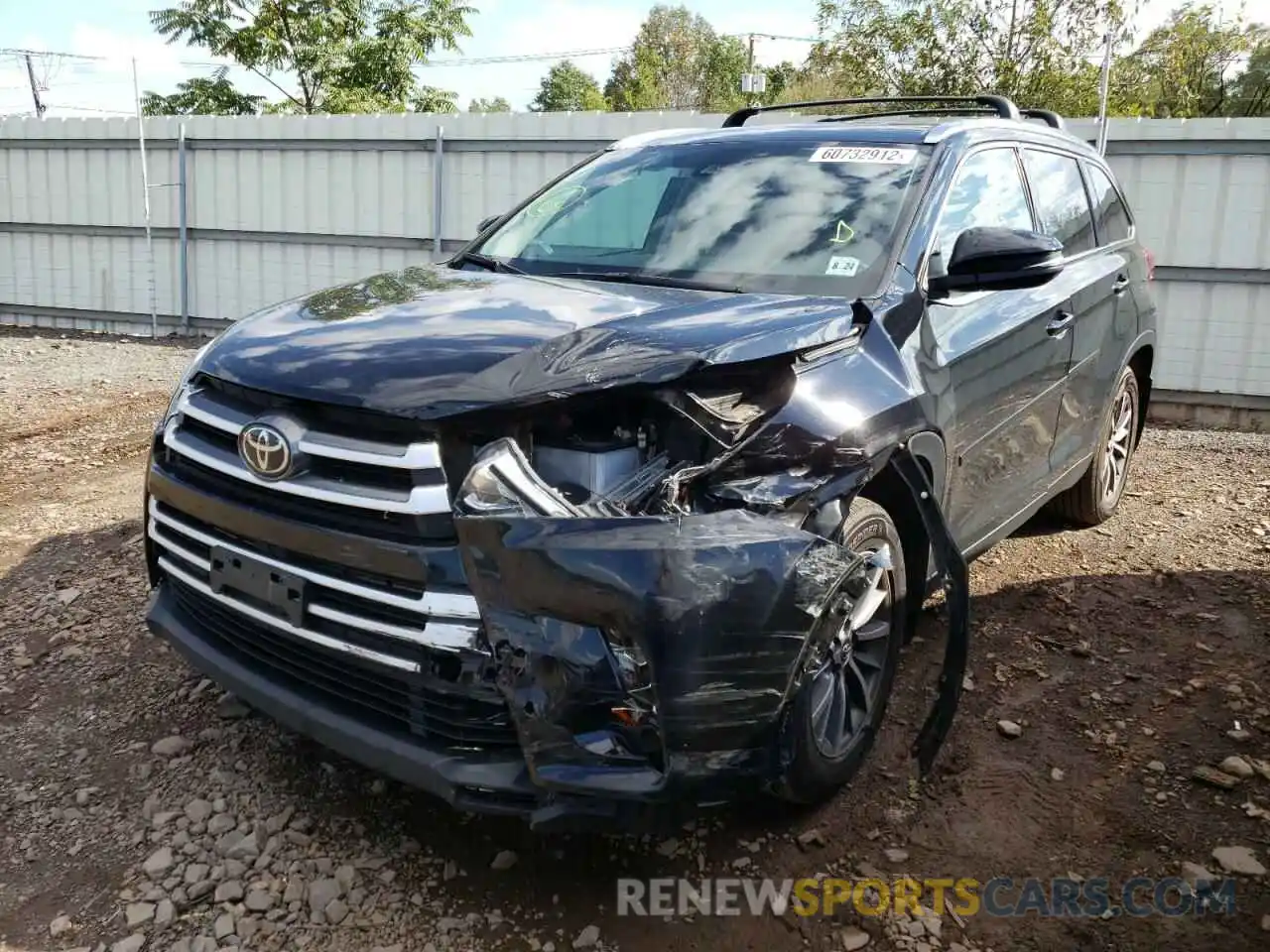 2 Photograph of a damaged car 5TDJZRFH3KS608249 TOYOTA HIGHLANDER 2019