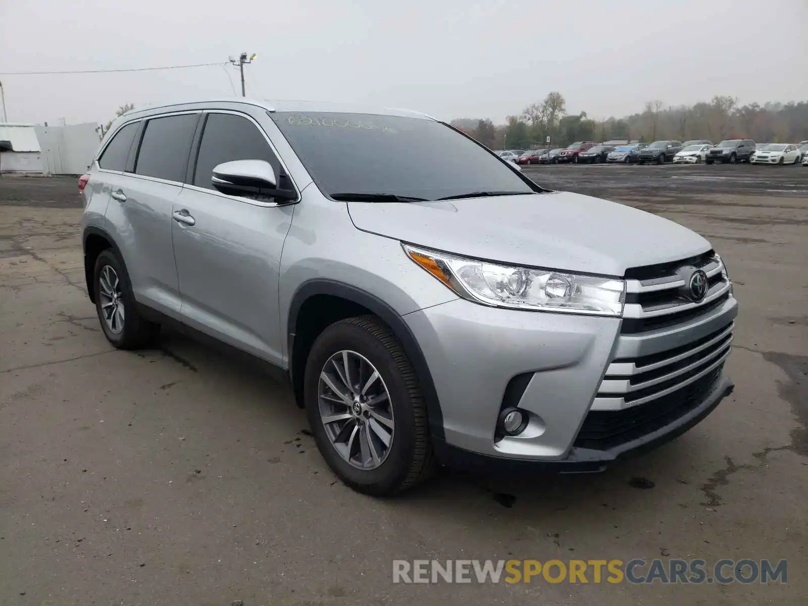 1 Photograph of a damaged car 5TDJZRFH3KS616920 TOYOTA HIGHLANDER 2019