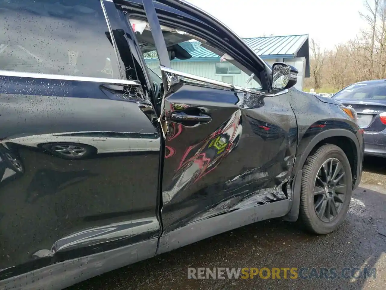 9 Photograph of a damaged car 5TDJZRFH3KS619090 TOYOTA HIGHLANDER 2019