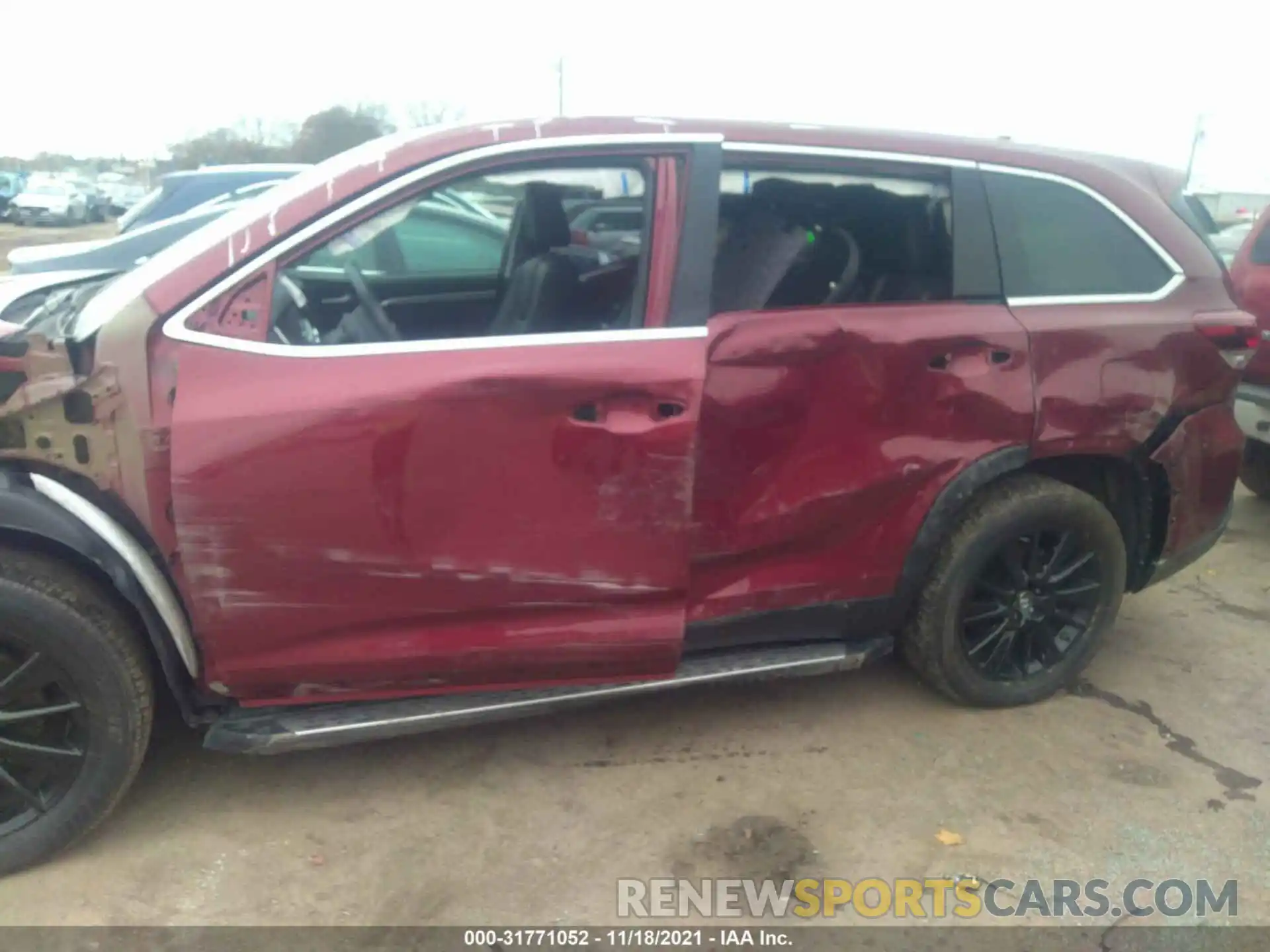 6 Photograph of a damaged car 5TDJZRFH3KS621373 TOYOTA HIGHLANDER 2019