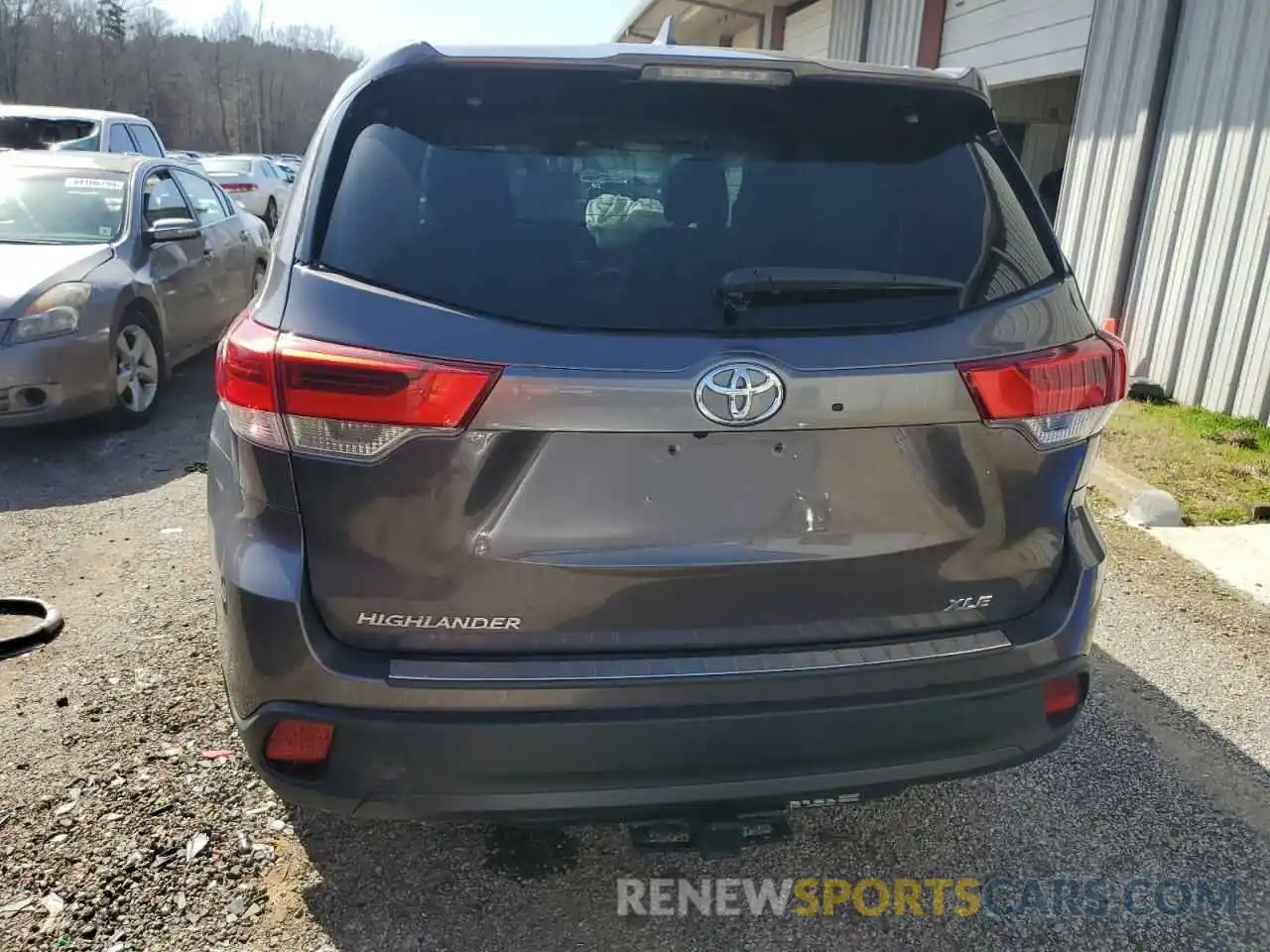 6 Photograph of a damaged car 5TDJZRFH3KS627092 TOYOTA HIGHLANDER 2019