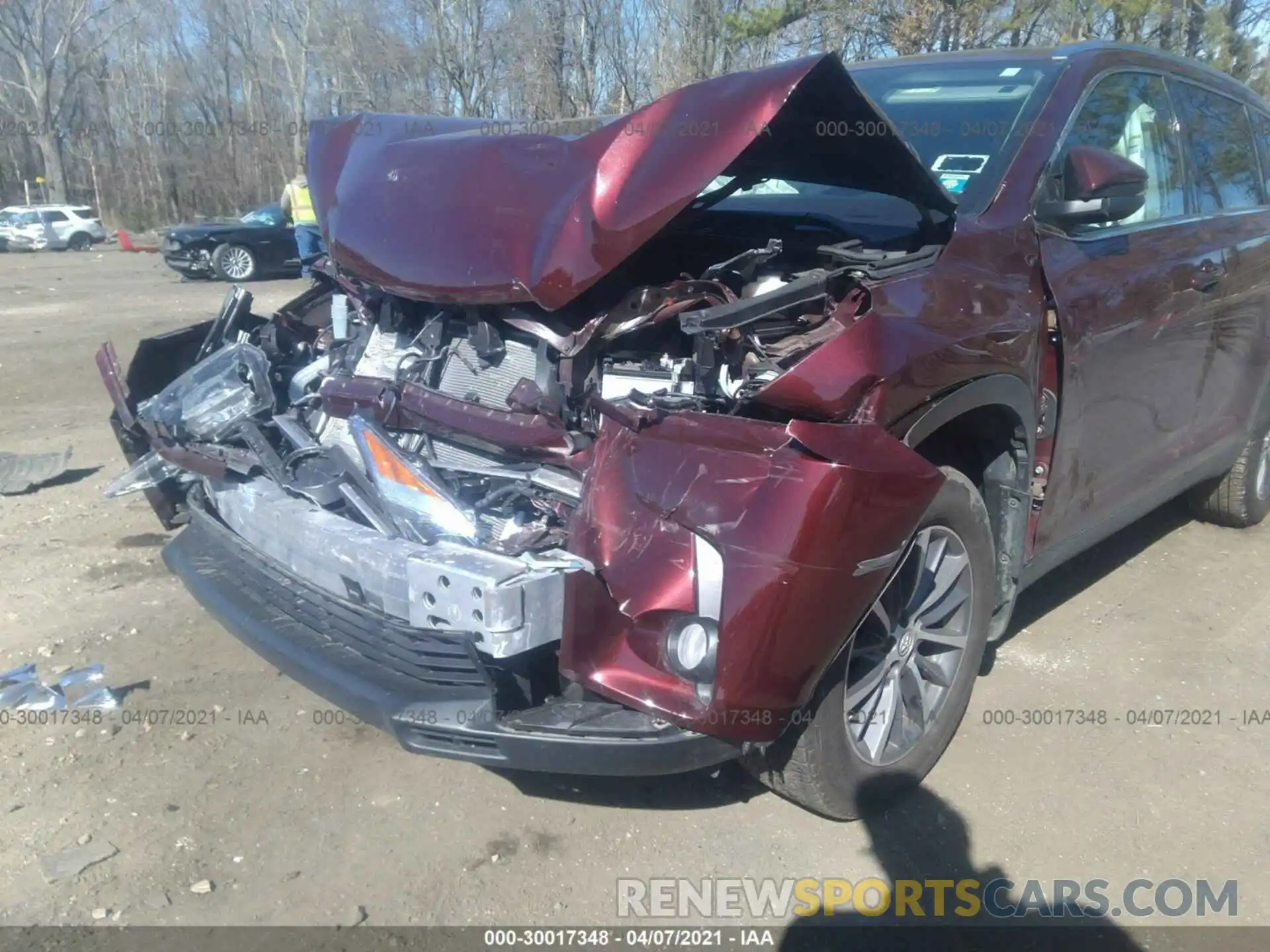 6 Photograph of a damaged car 5TDJZRFH3KS715480 TOYOTA HIGHLANDER 2019