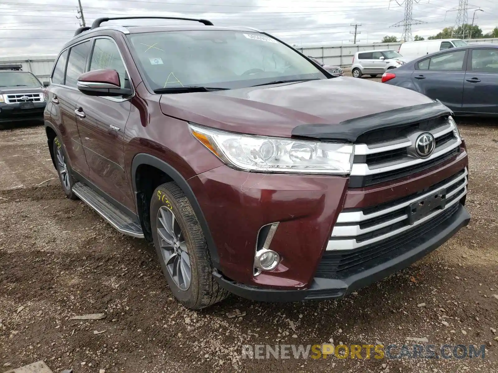 1 Photograph of a damaged car 5TDJZRFH3KS718752 TOYOTA HIGHLANDER 2019