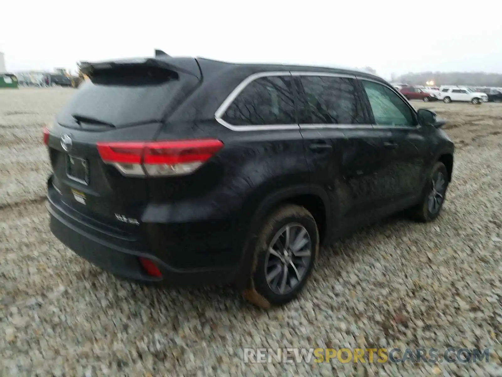 4 Фотография поврежденного автомобиля 5TDJZRFH3KS735423 TOYOTA HIGHLANDER 2019