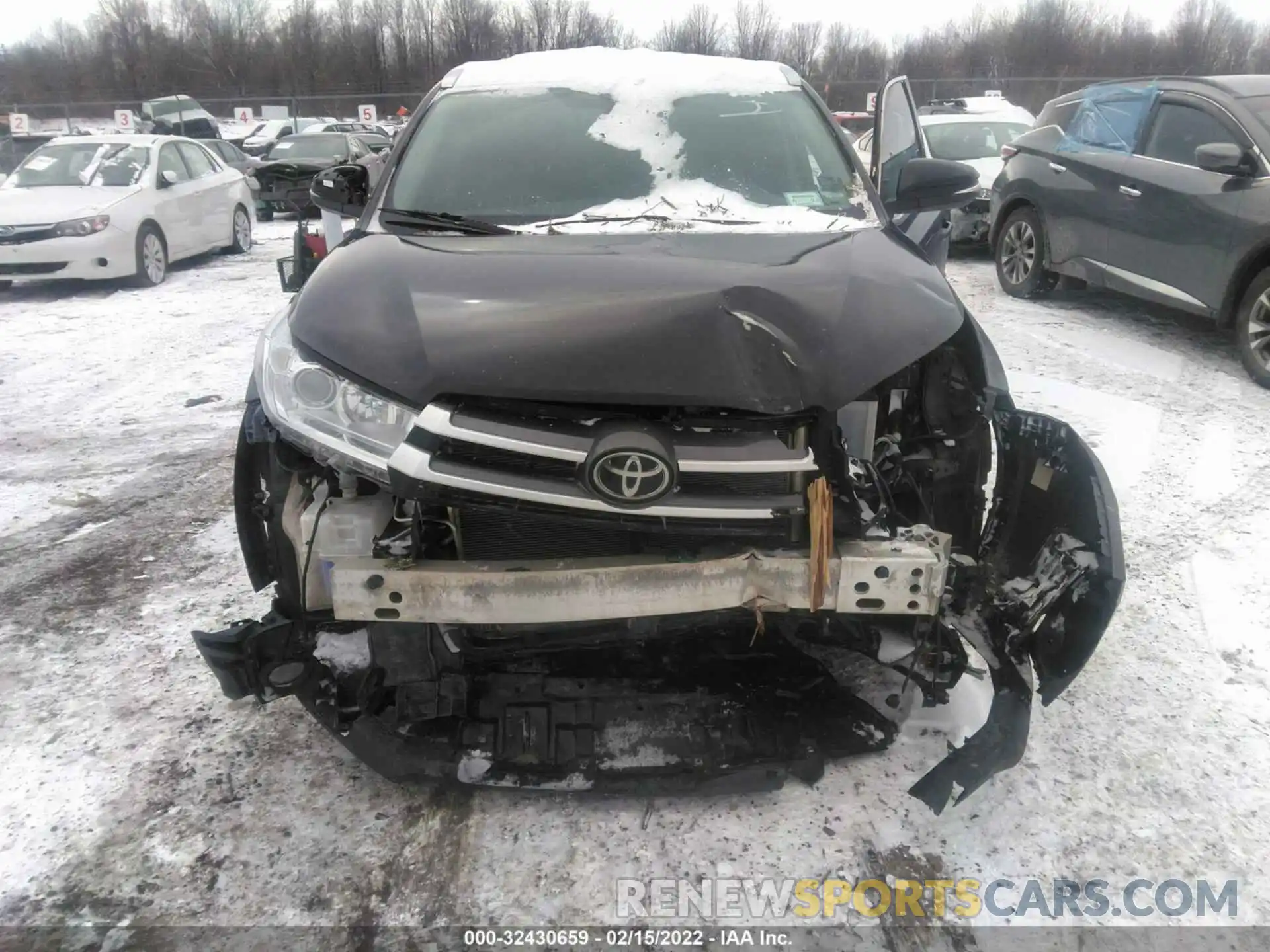 6 Photograph of a damaged car 5TDJZRFH3KS917994 TOYOTA HIGHLANDER 2019