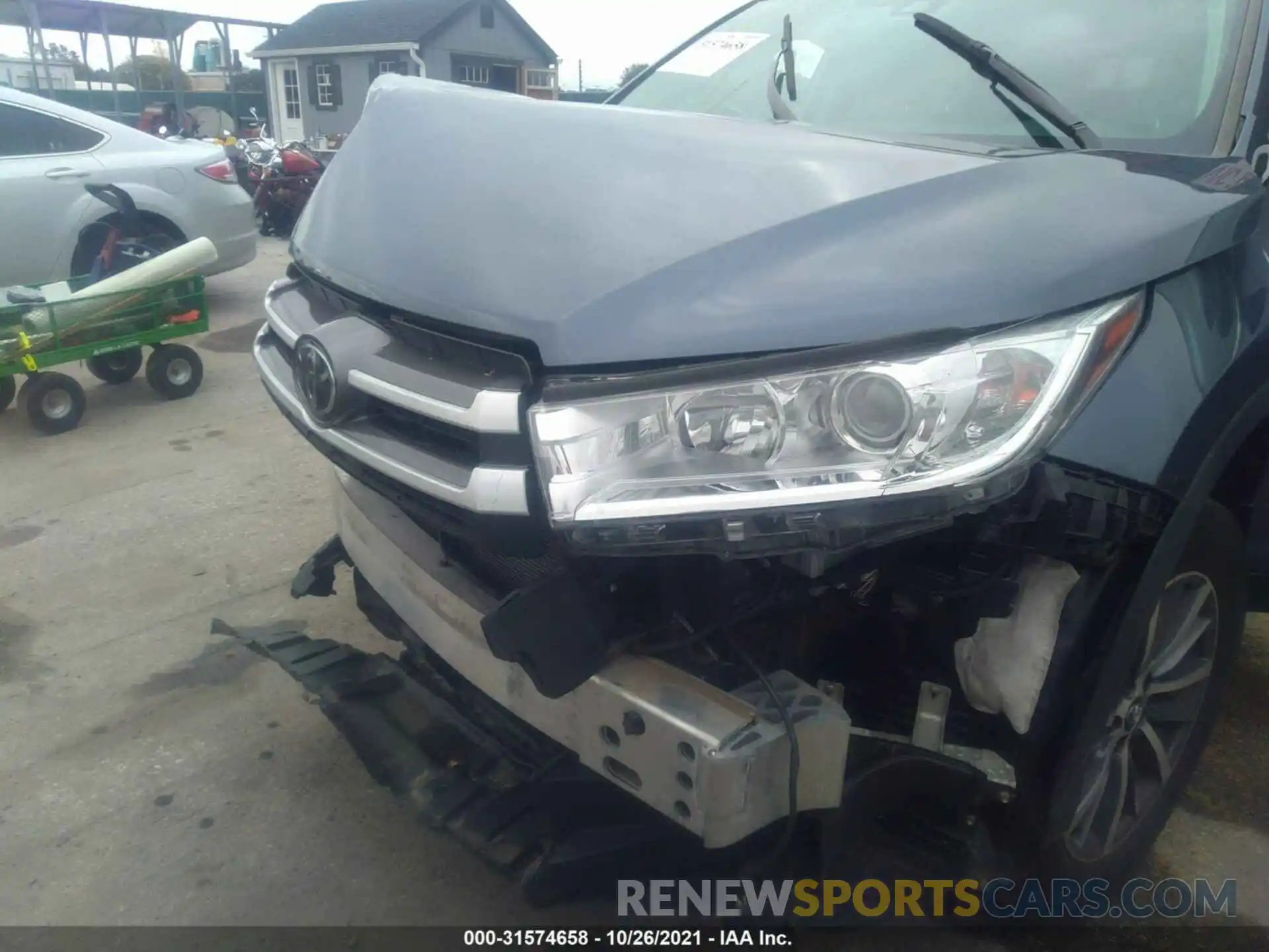 6 Photograph of a damaged car 5TDJZRFH3KS982294 TOYOTA HIGHLANDER 2019