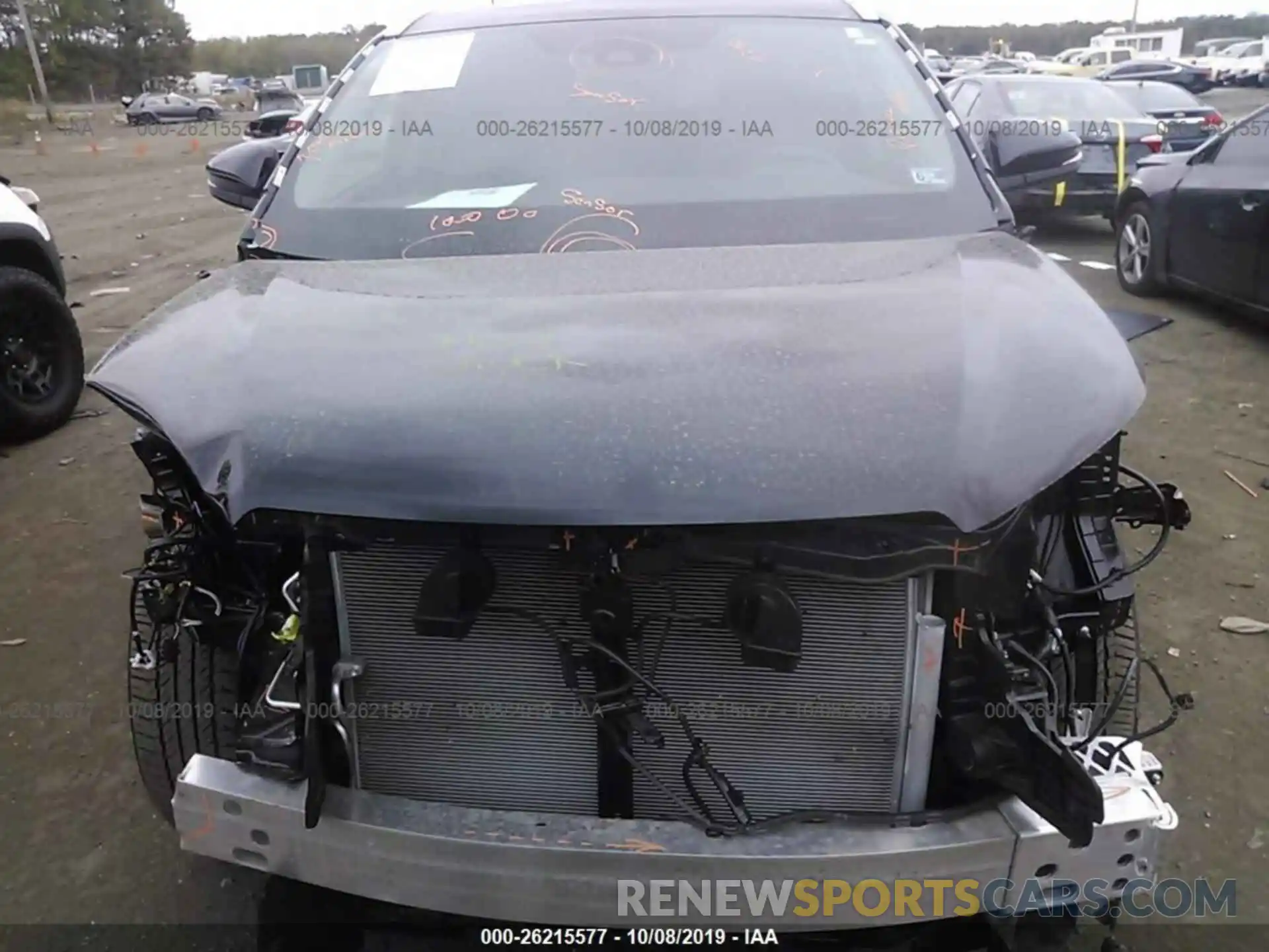 10 Photograph of a damaged car 5TDJZRFH3KS992954 TOYOTA HIGHLANDER 2019