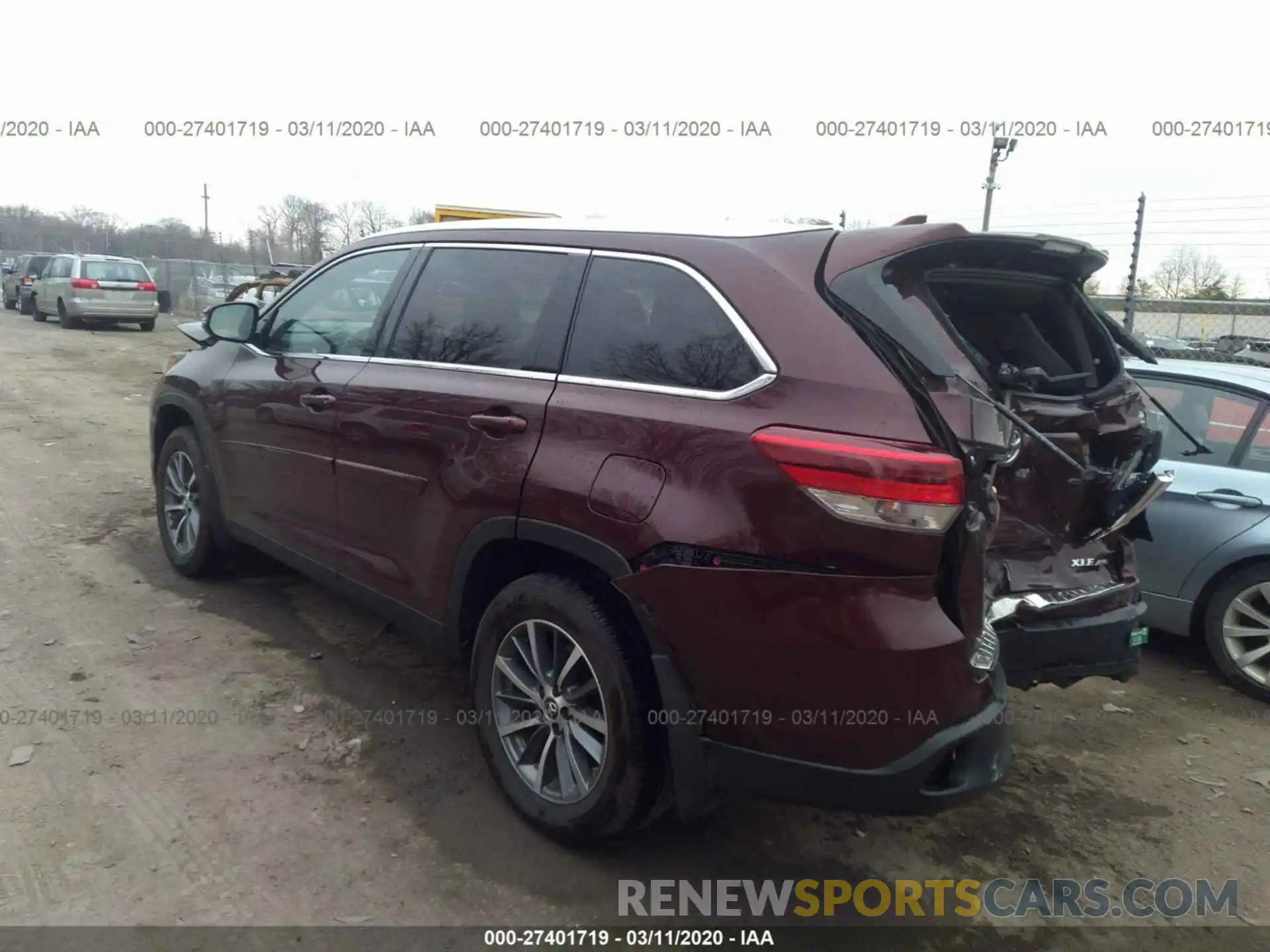 3 Photograph of a damaged car 5TDJZRFH3KS994073 TOYOTA HIGHLANDER 2019