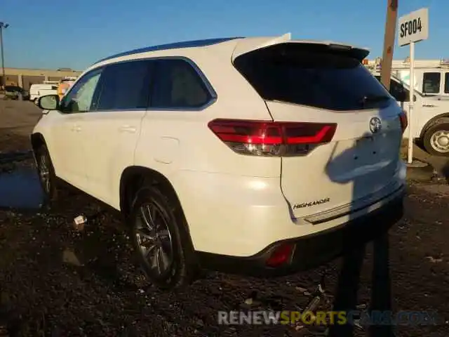 3 Photograph of a damaged car 5TDJZRFH3KS996471 TOYOTA HIGHLANDER 2019