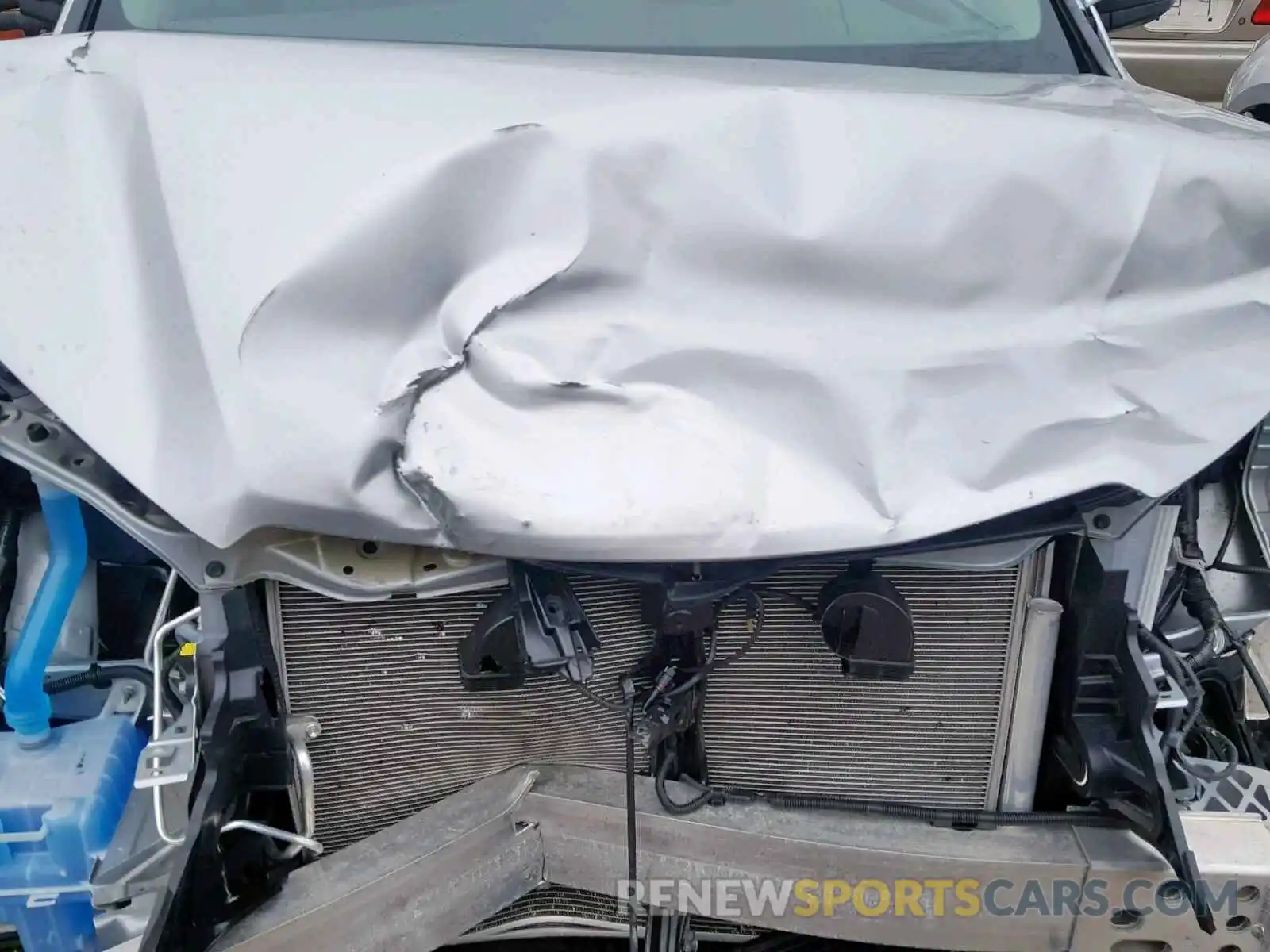 7 Photograph of a damaged car 5TDJZRFH4KS565010 TOYOTA HIGHLANDER 2019